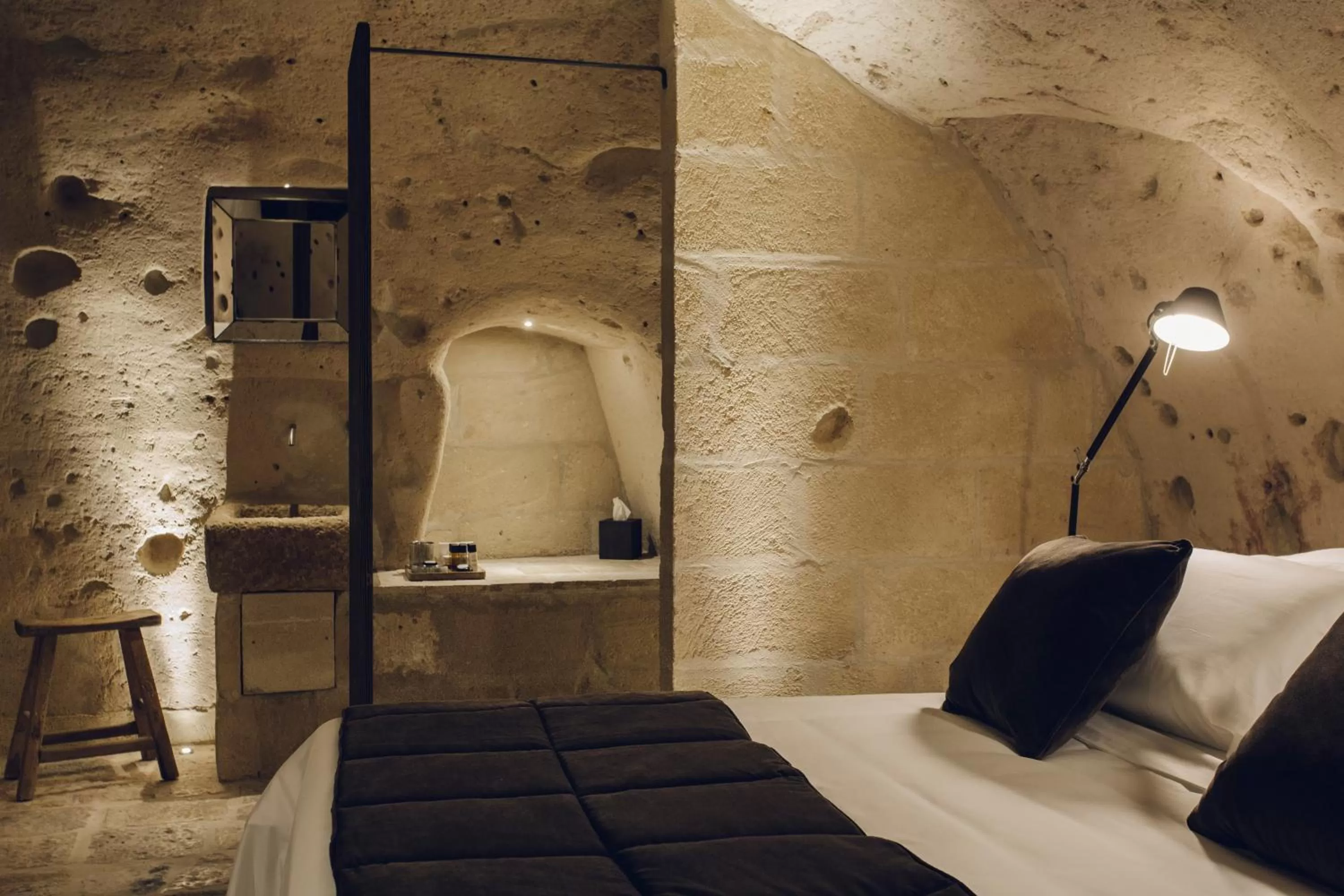 Bathroom, Bed in Il Palazzotto I Residence & Winery