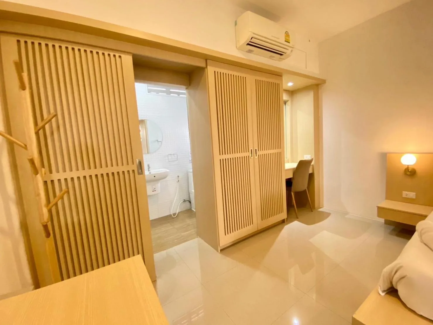 wardrobe, Bed in Garden Home Kata