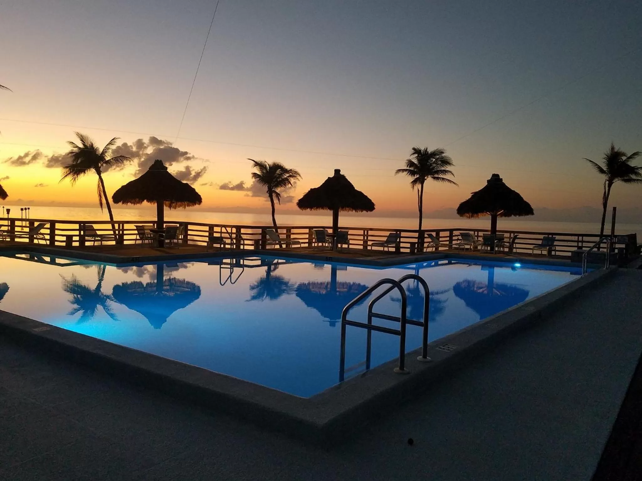 Swimming pool in Caloosa Cove Resort