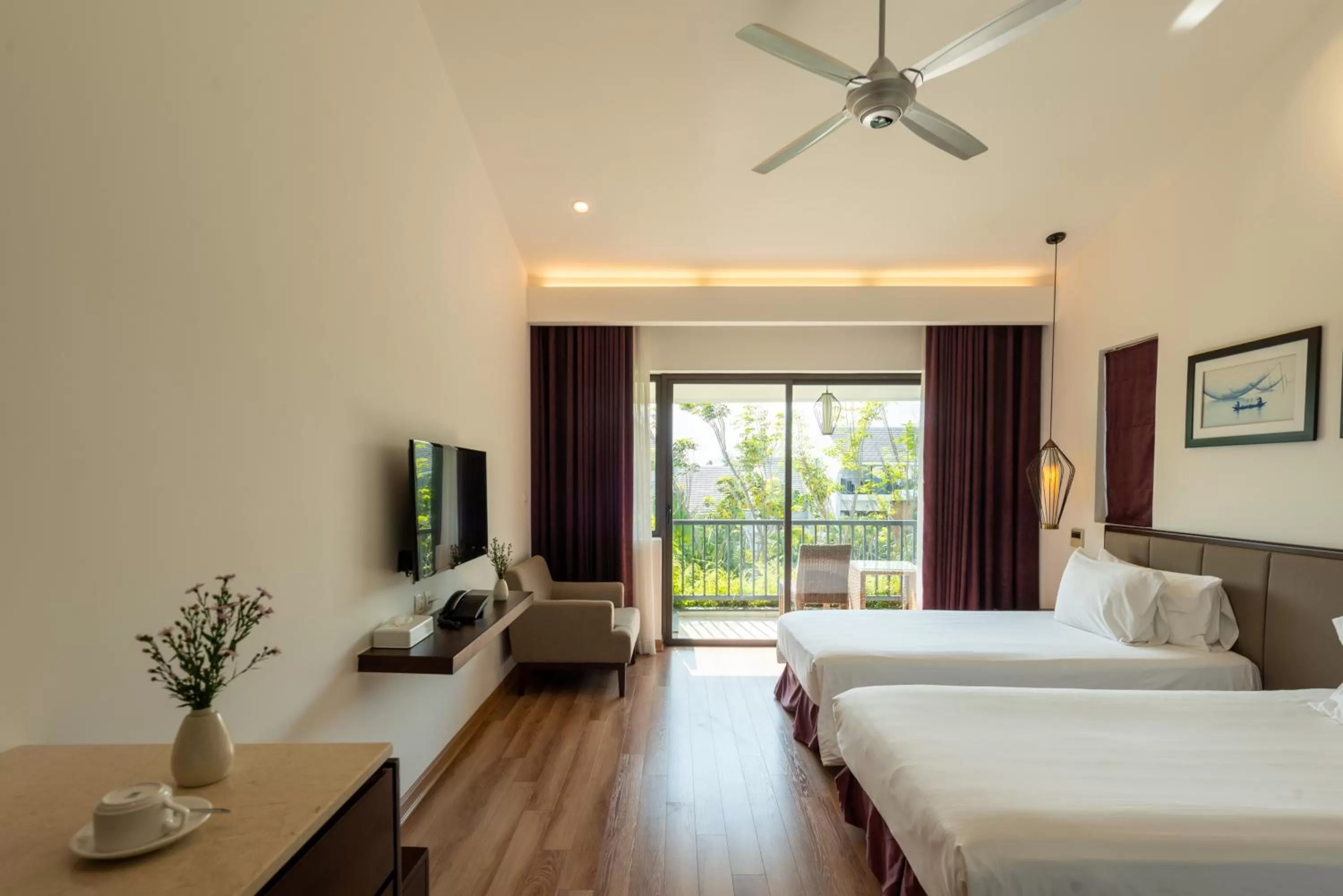 TV and multimedia, Bed in SENVILA Boutique Resort & Spa