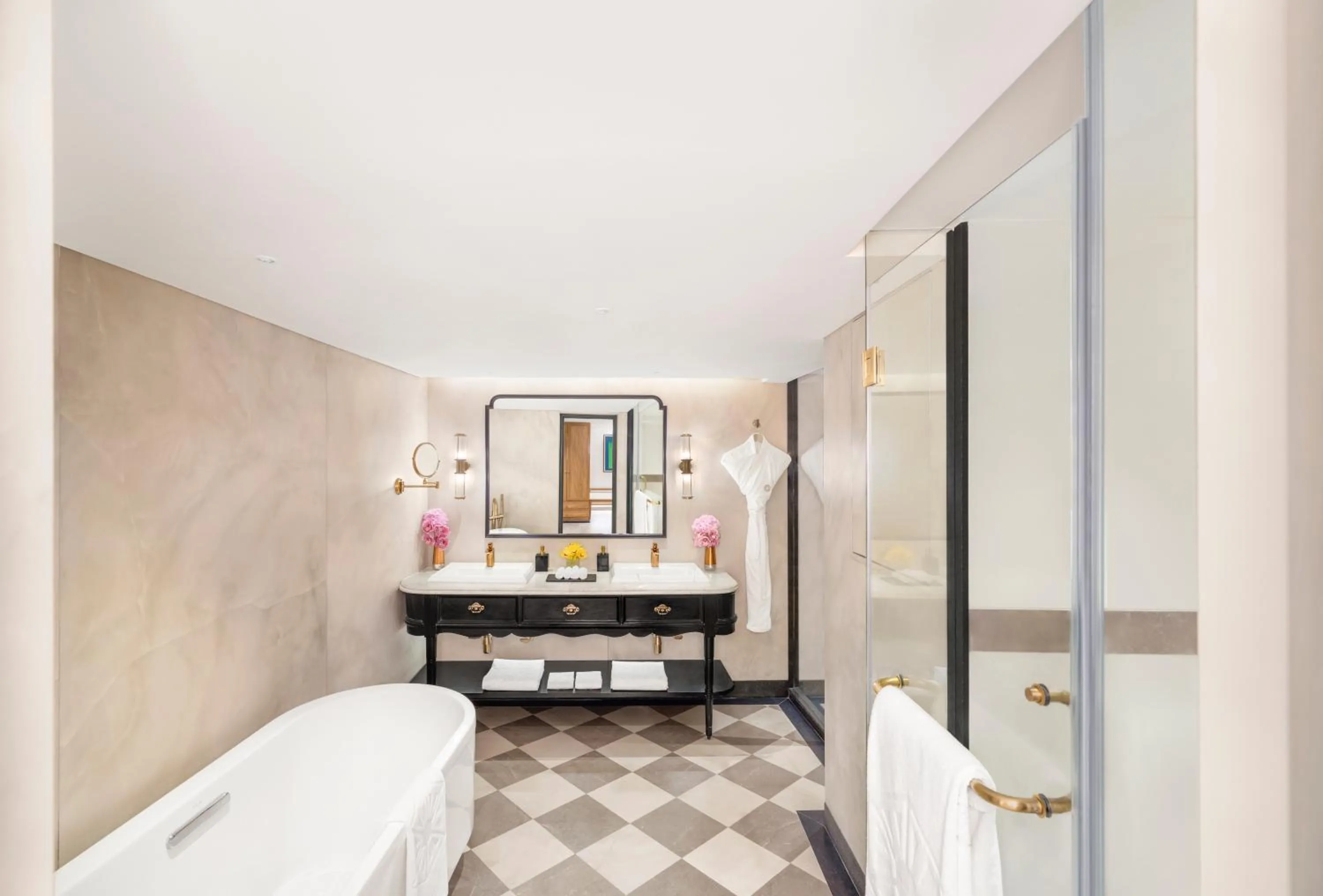 Bathroom, Bed in Taj Cidade de Goa Heritage, Goa