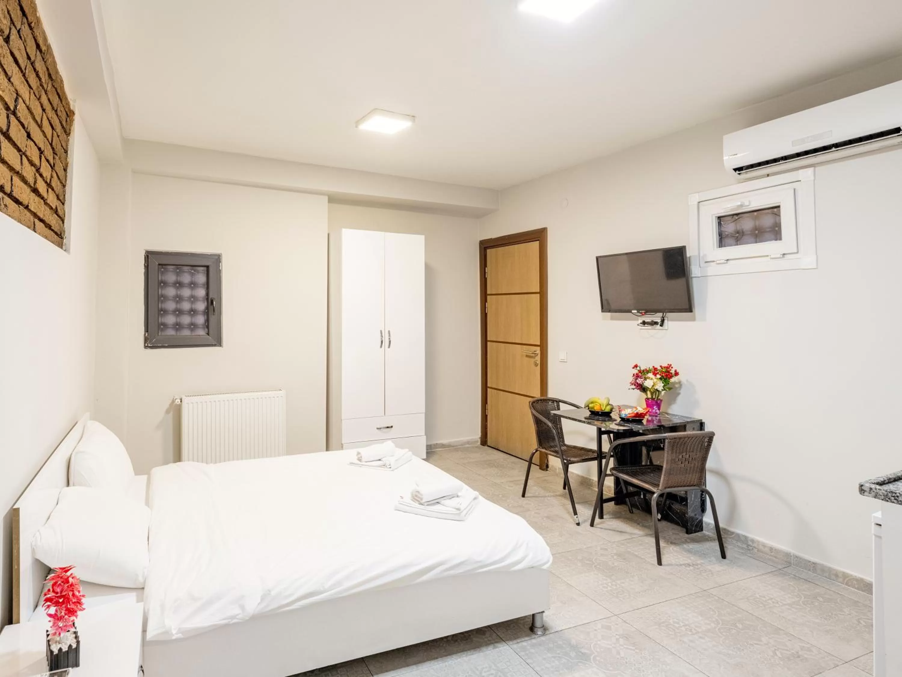 Bed in The Red Tent Suite 88