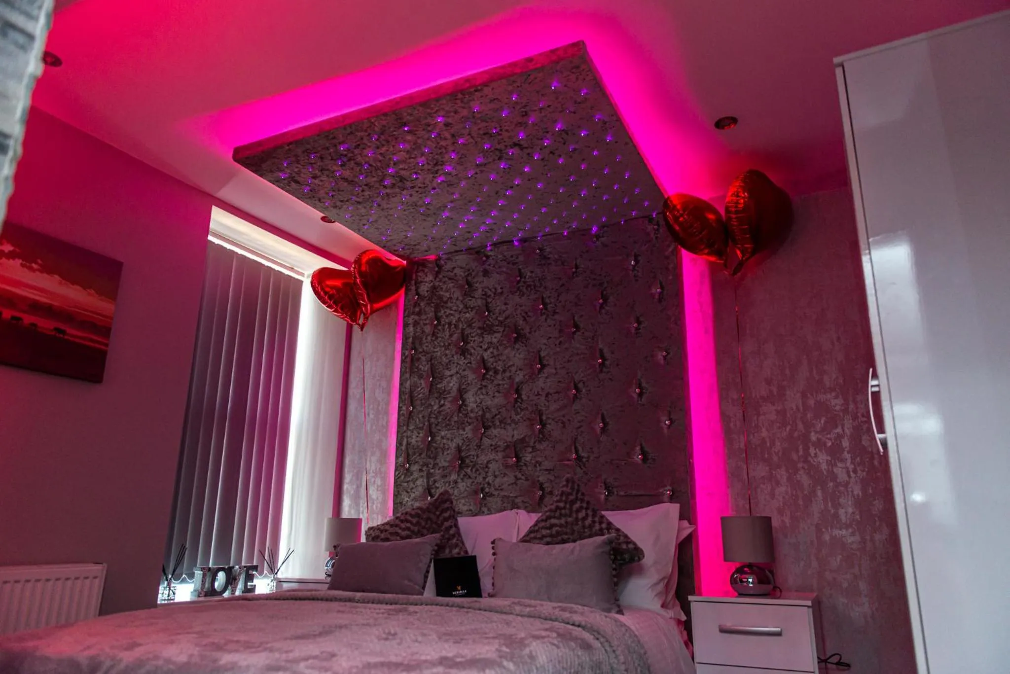 Bedroom, Bed in Meridian Serviced Apartments