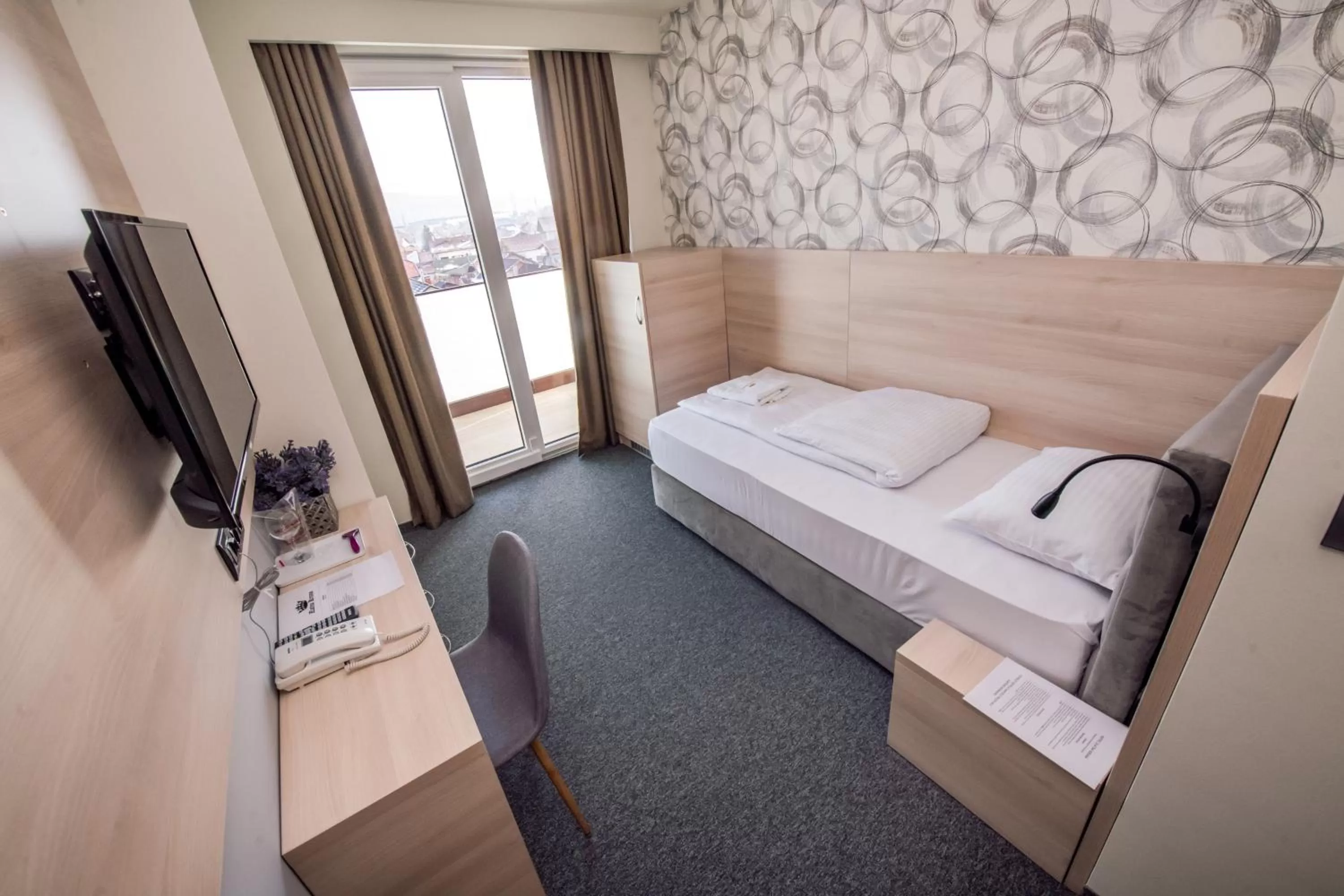 Photo of the whole room, Seating Area in Zlatna Kruna