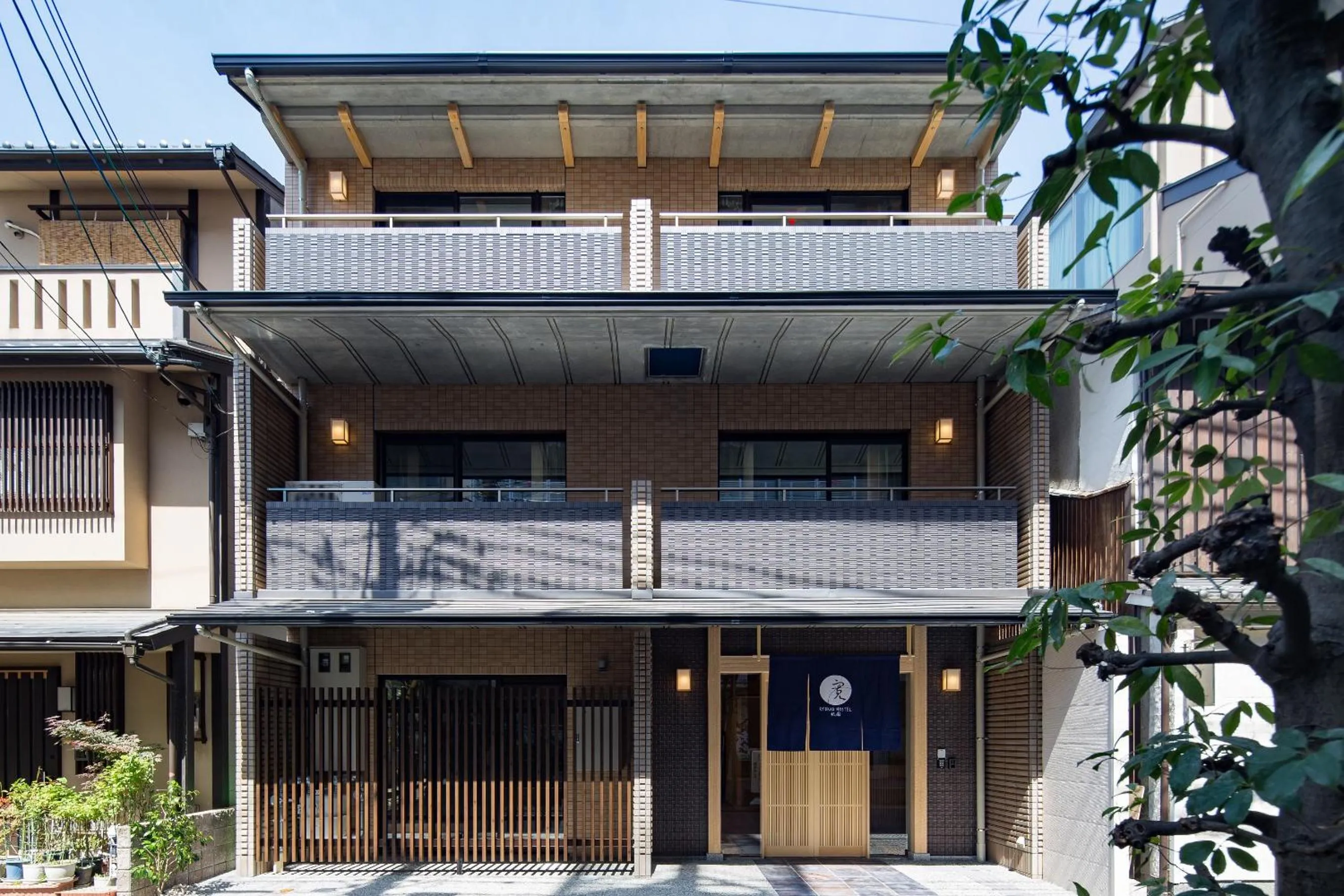 Property building in Ryokan Hostel Gion