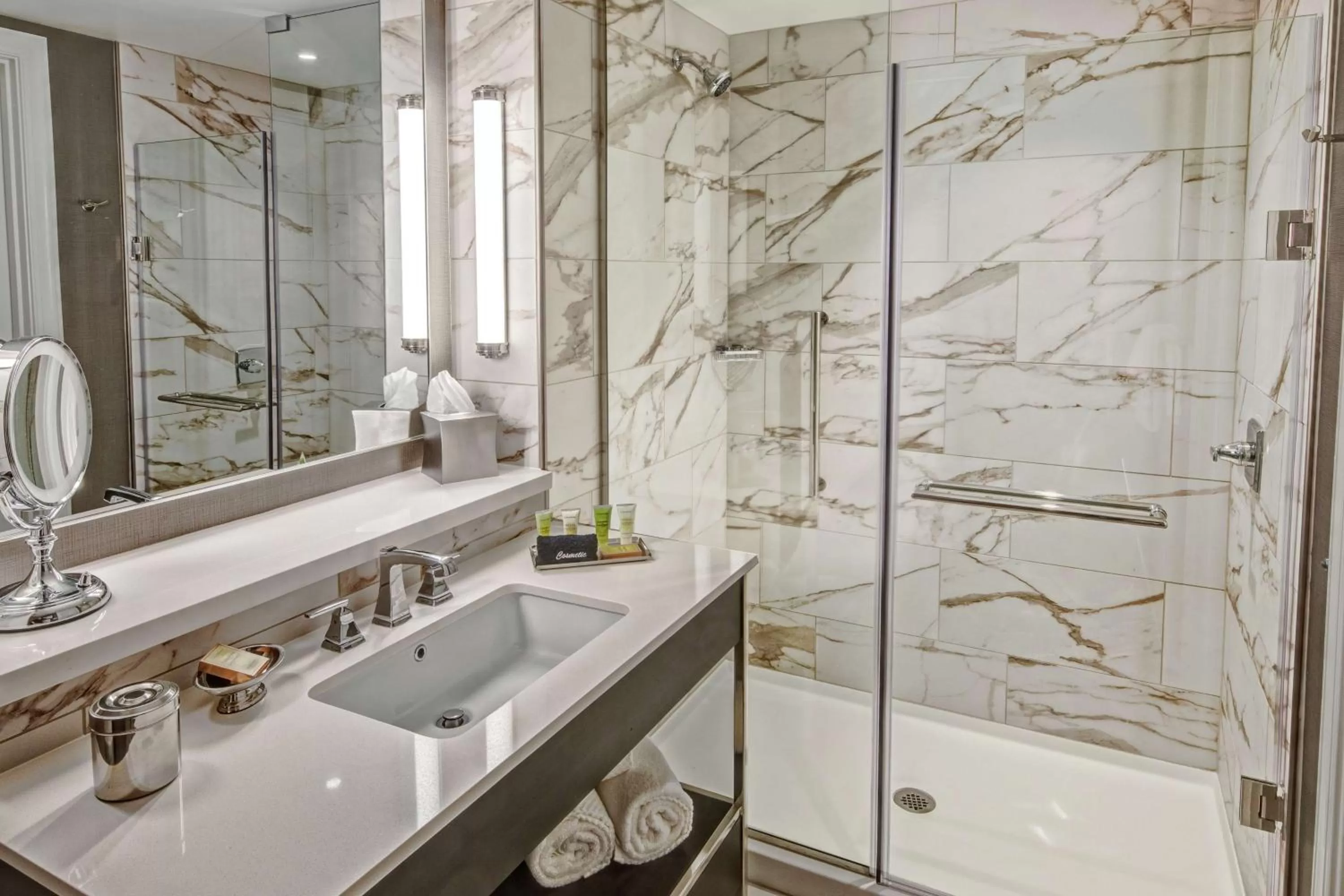 Bathroom in Hilton Nashville Green Hills