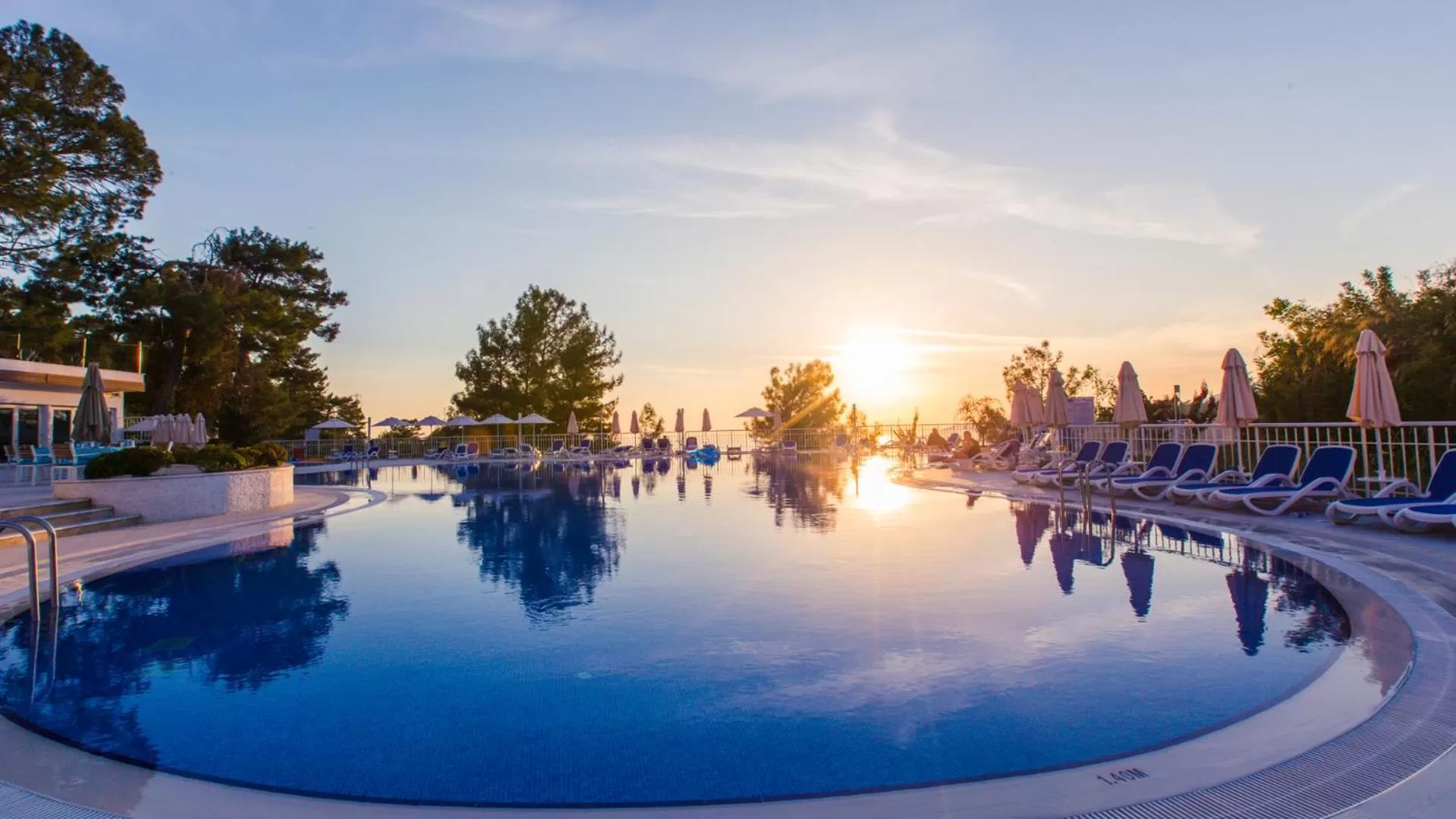 Swimming pool in Garcia Resort & Spa - Ultra All Inclusive