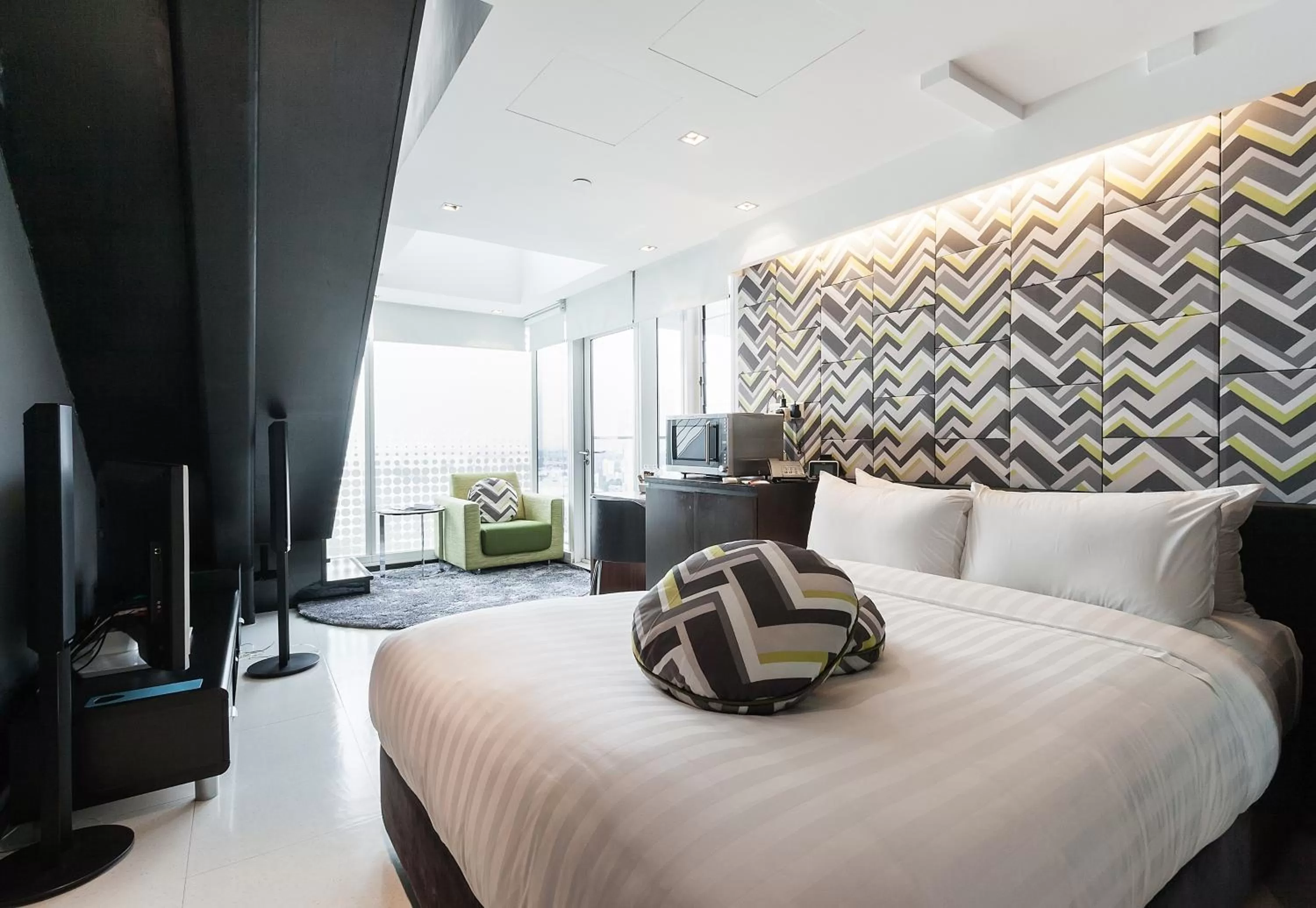 Bedroom, Bed in Citadines Fusionopolis Singapore