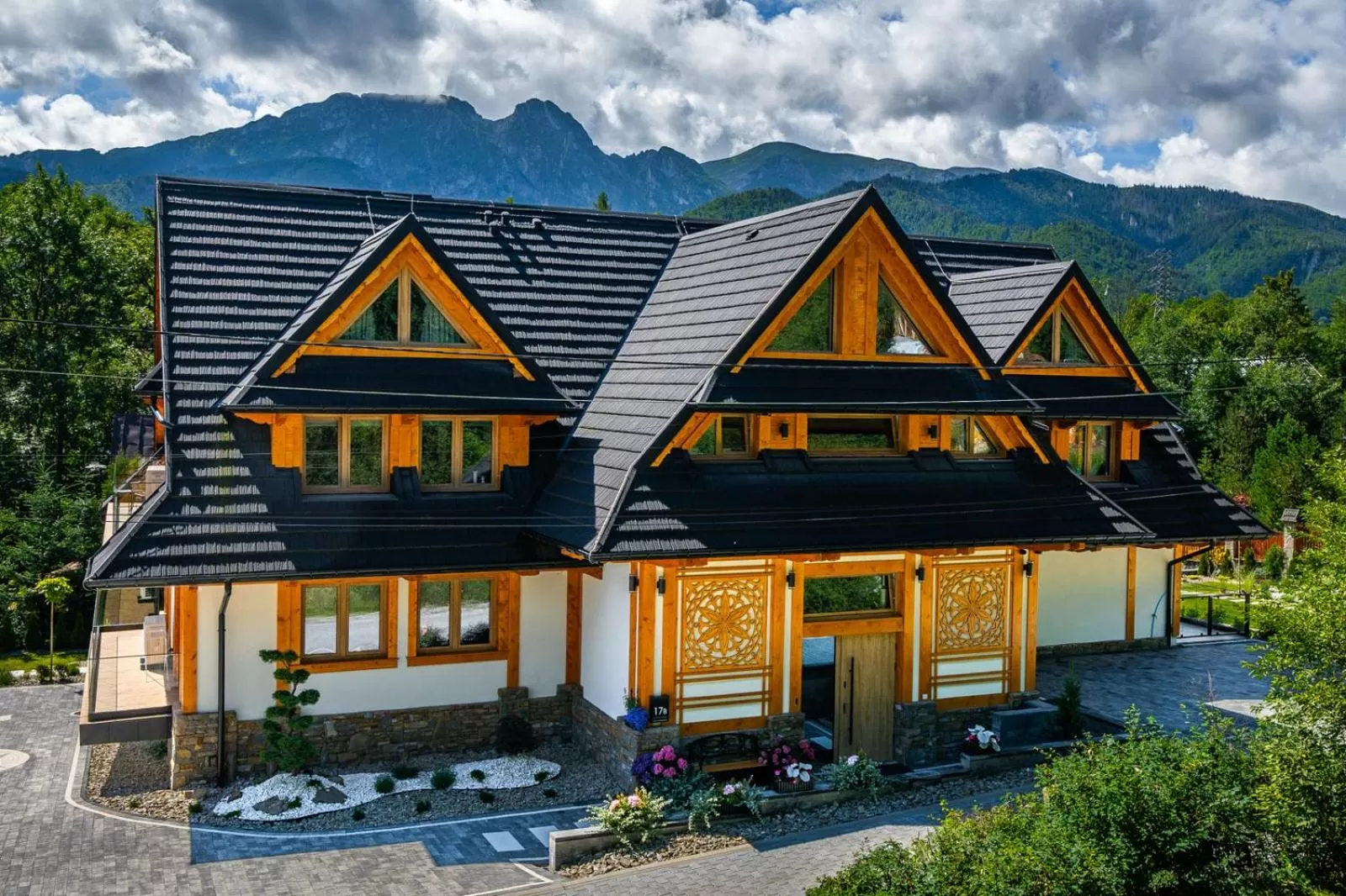 Property building in Rezydencja Górska Odkryj Zakopane