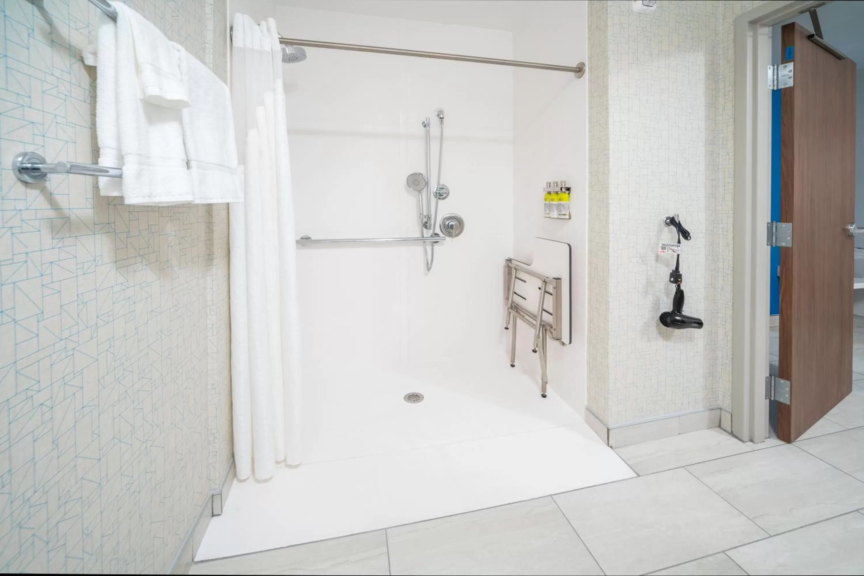 King Room Hearing Accessible with Roll-In Shower - Non-Smoking in Holiday Inn Express & Suites - Rock Hill, an IHG Hotel