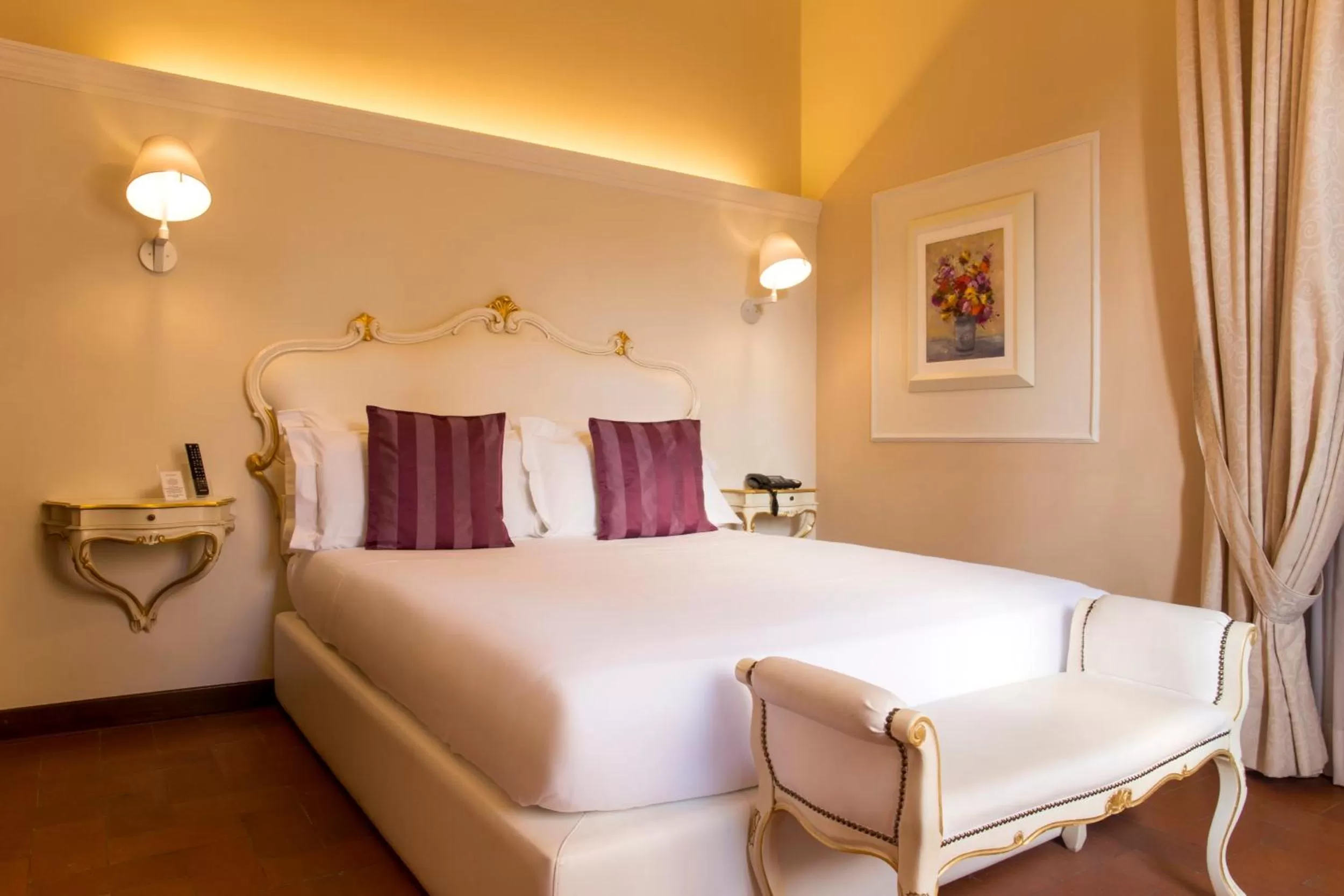 Bed in Art Hotel Villa Agape - Place of Charme