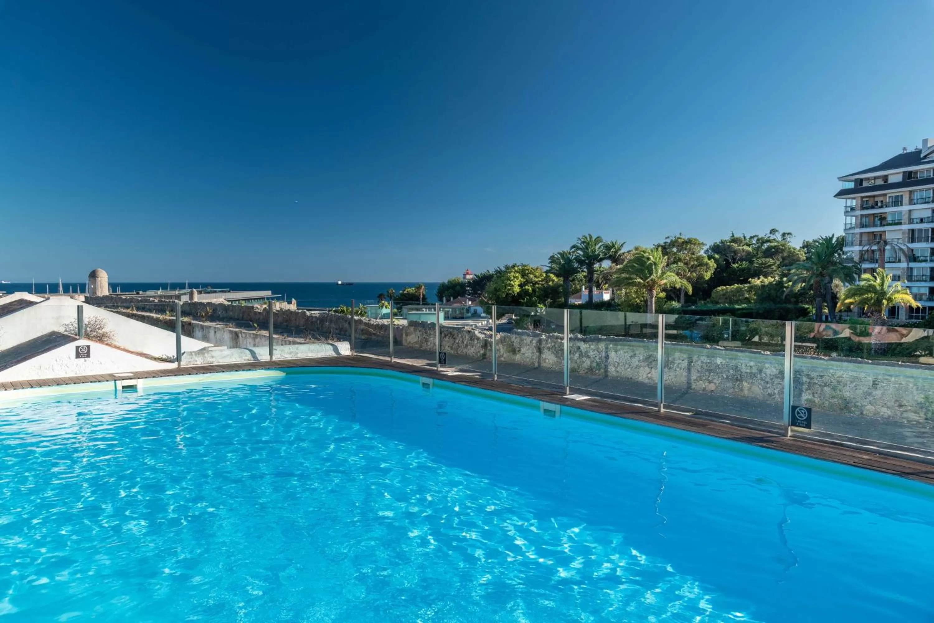 Swimming pool in Pestana Cidadela Cascais - Pousada & Art District