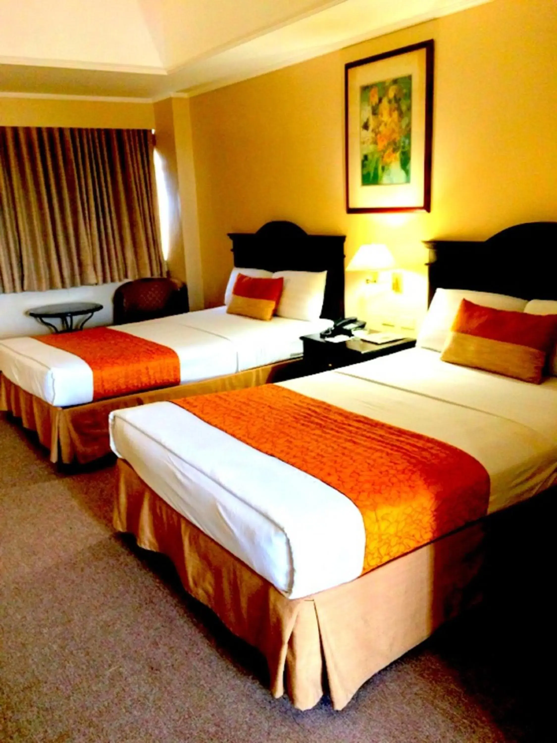 Executive Room in El Cielito Inn - Sta. Rosa Executive Room in El Cielito Inn - Sta. Rosa