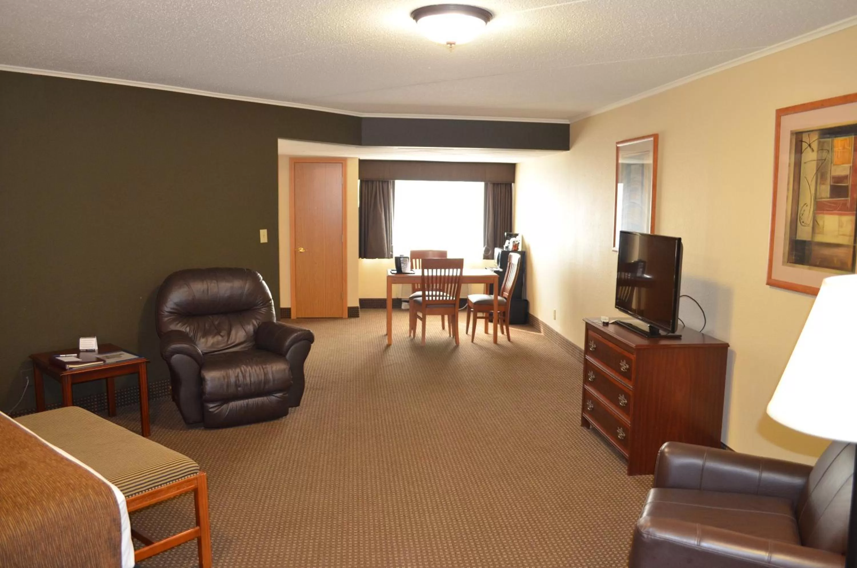 Seating area in Best Western Starlite Village