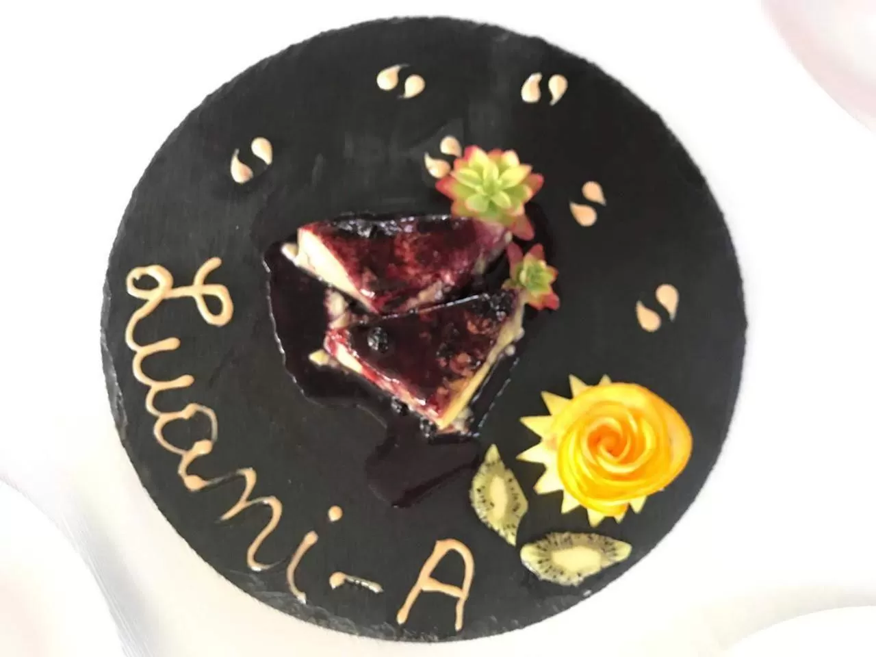 Restaurant/places to eat, Food in Luani A Hotel