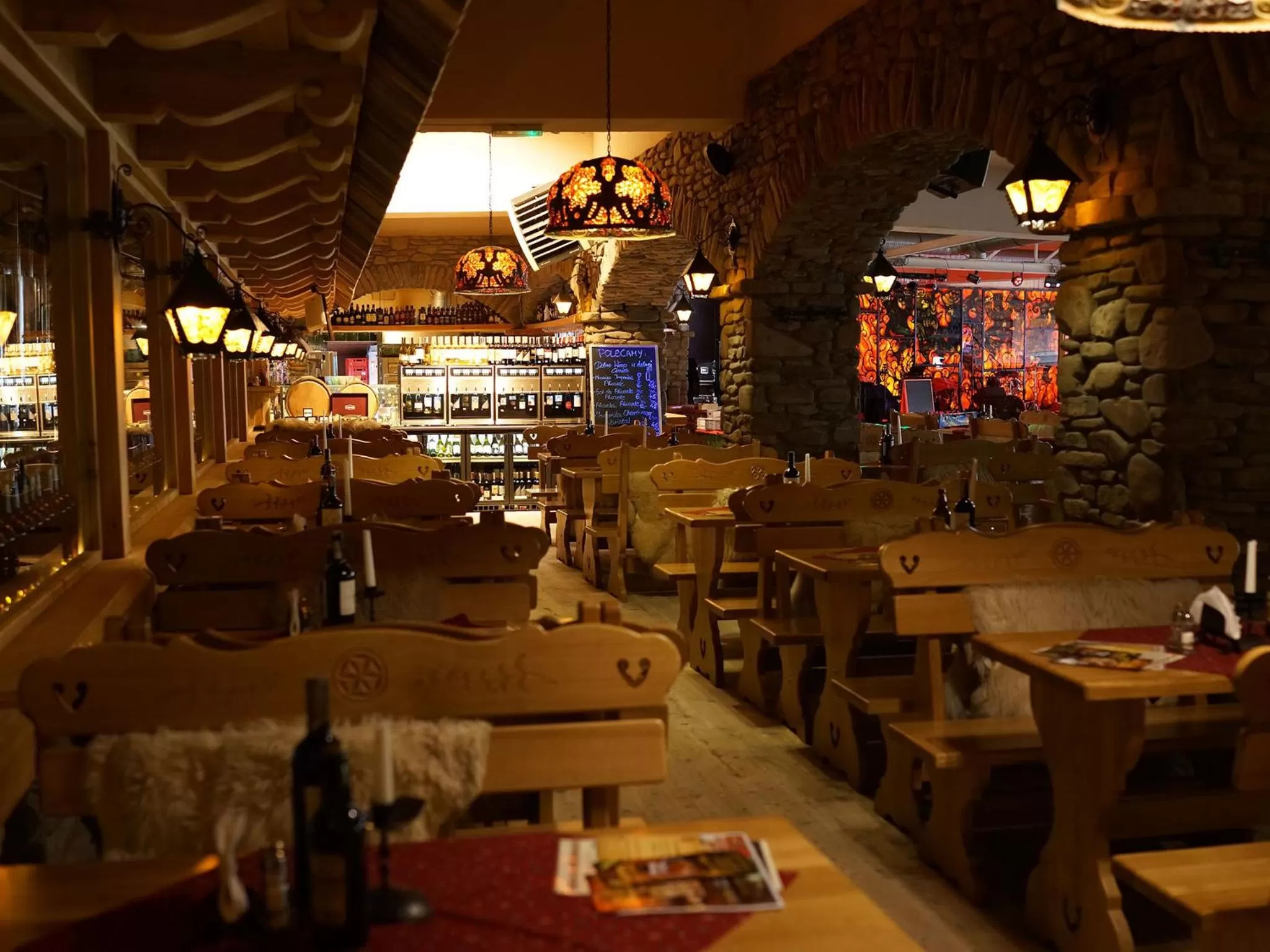 Restaurant/places to eat in Pokoje Zamoyskiego - WATRA