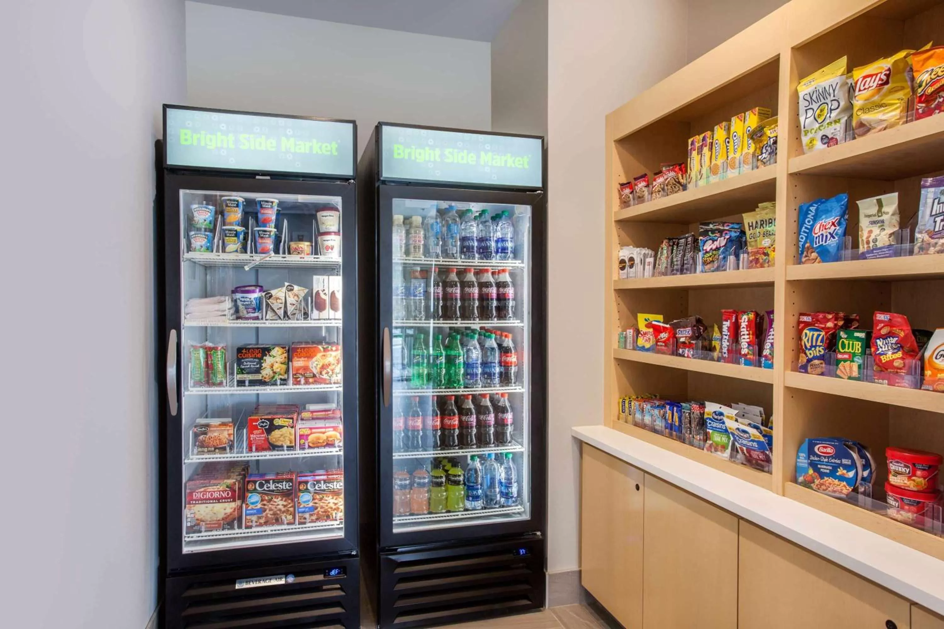 Food and drinks in La Quinta by Wyndham Madera