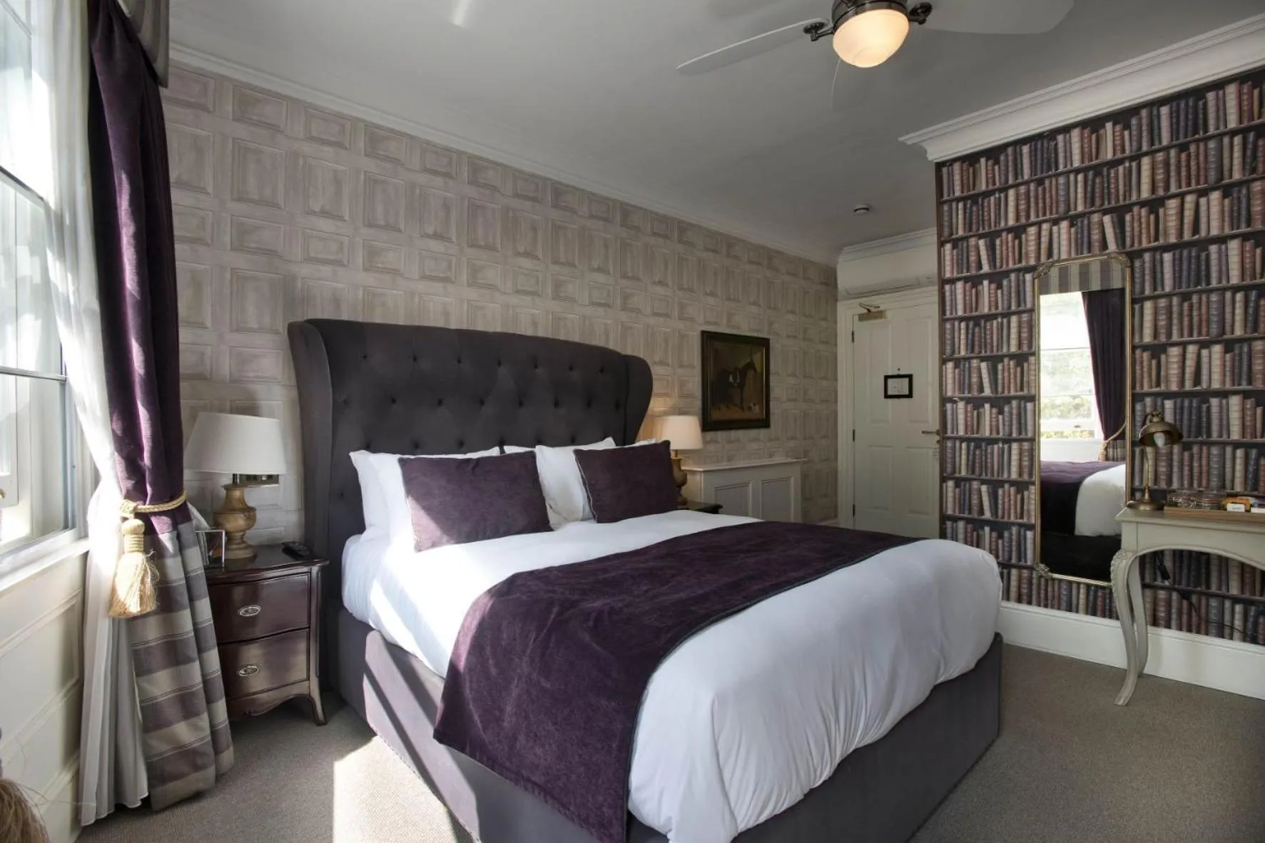 Bed in The Clerk & Well Pub and Rooms