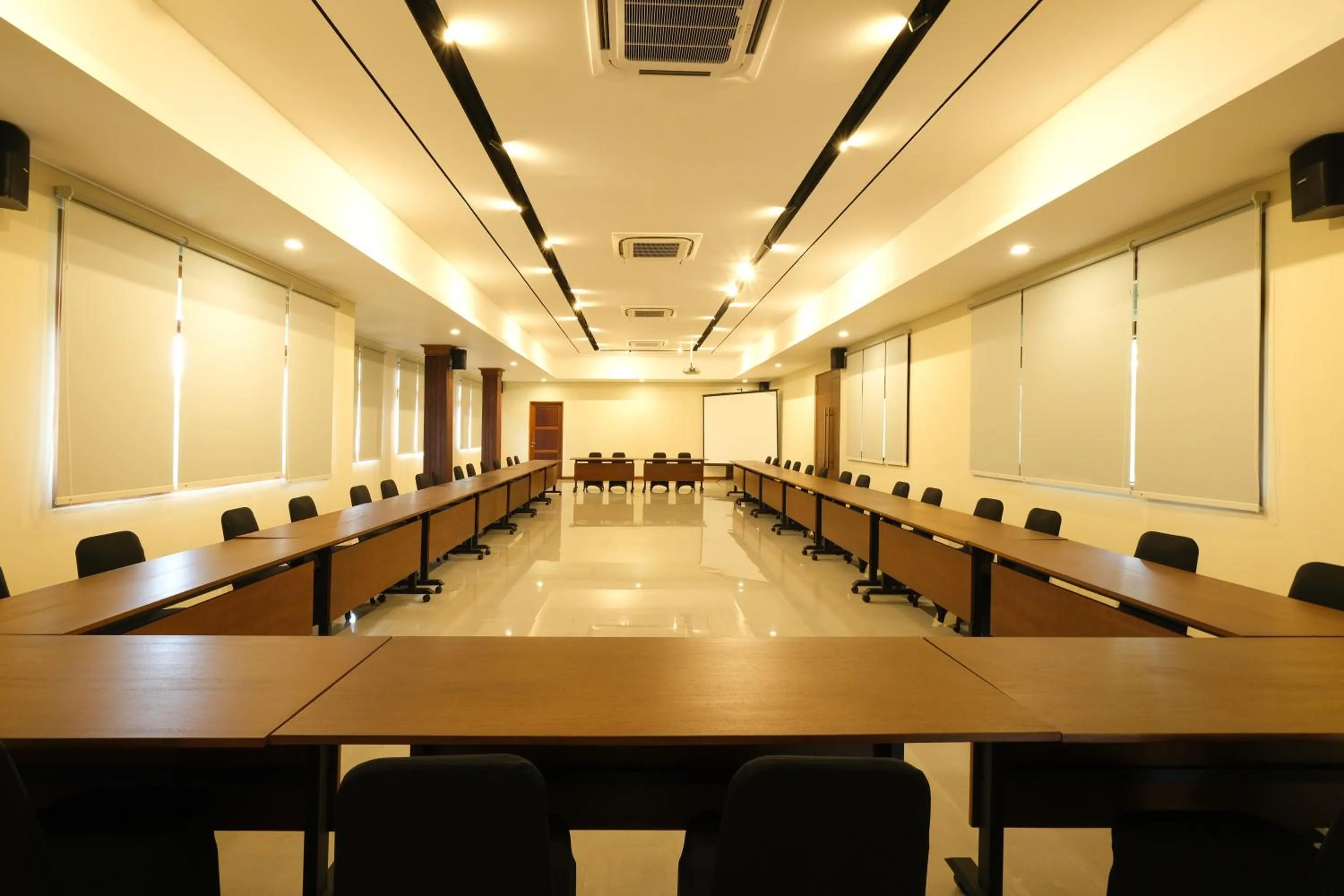 Meeting/conference room in Bhuwana Ubud Hotel and Farm