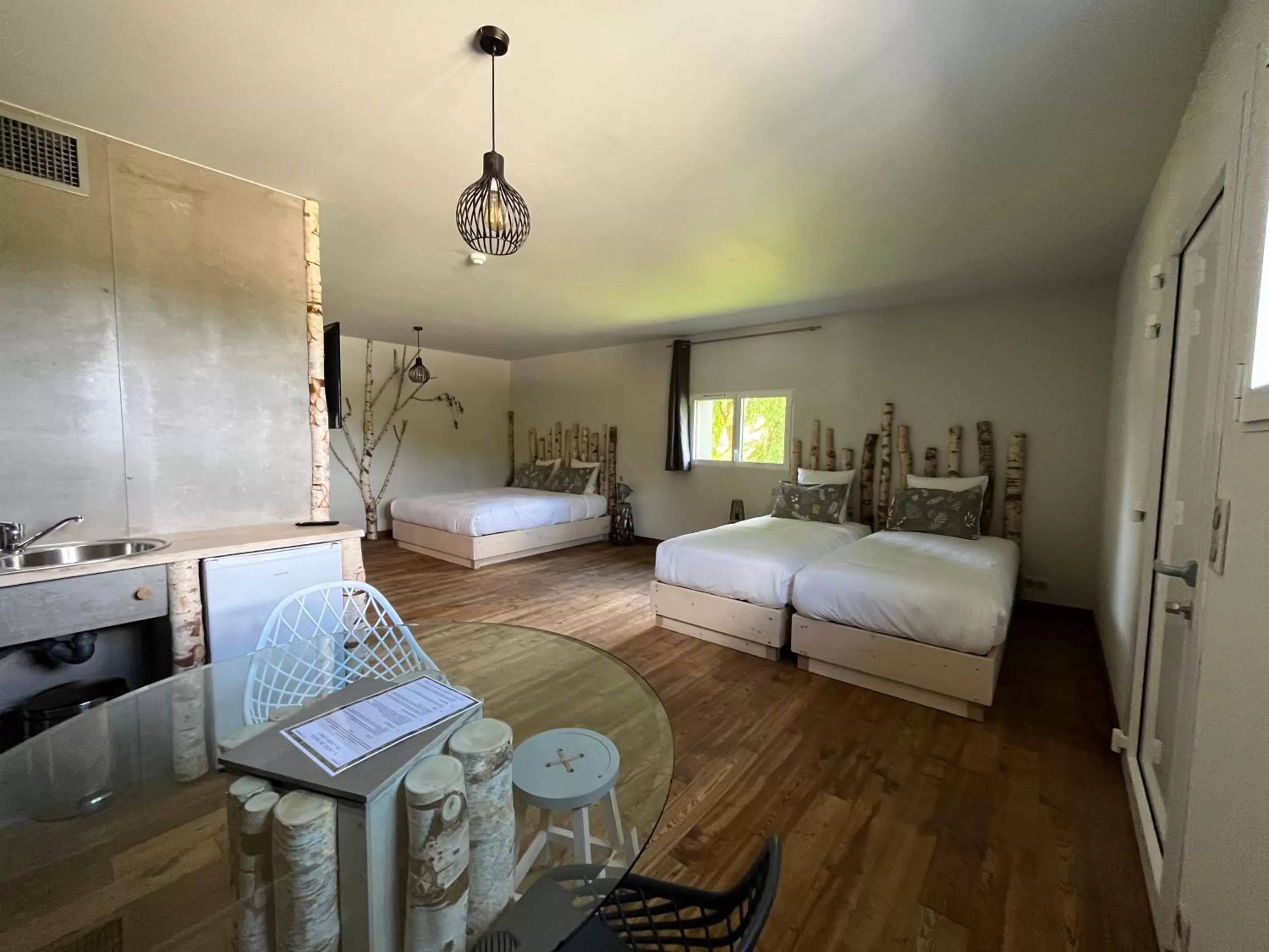 Bed in Hôtel En Tilleul