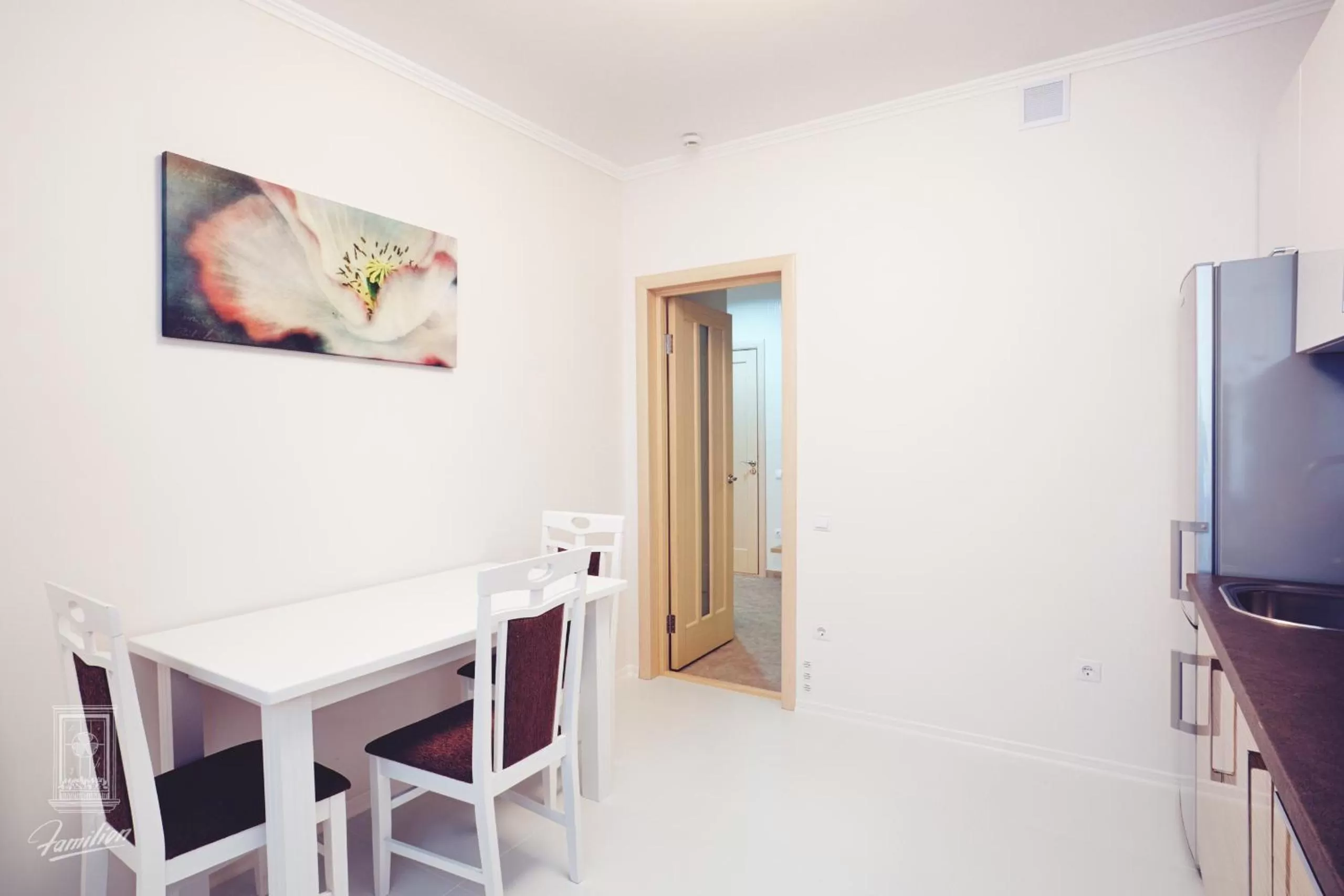 Kitchen or kitchenette in Familion ApartHotel