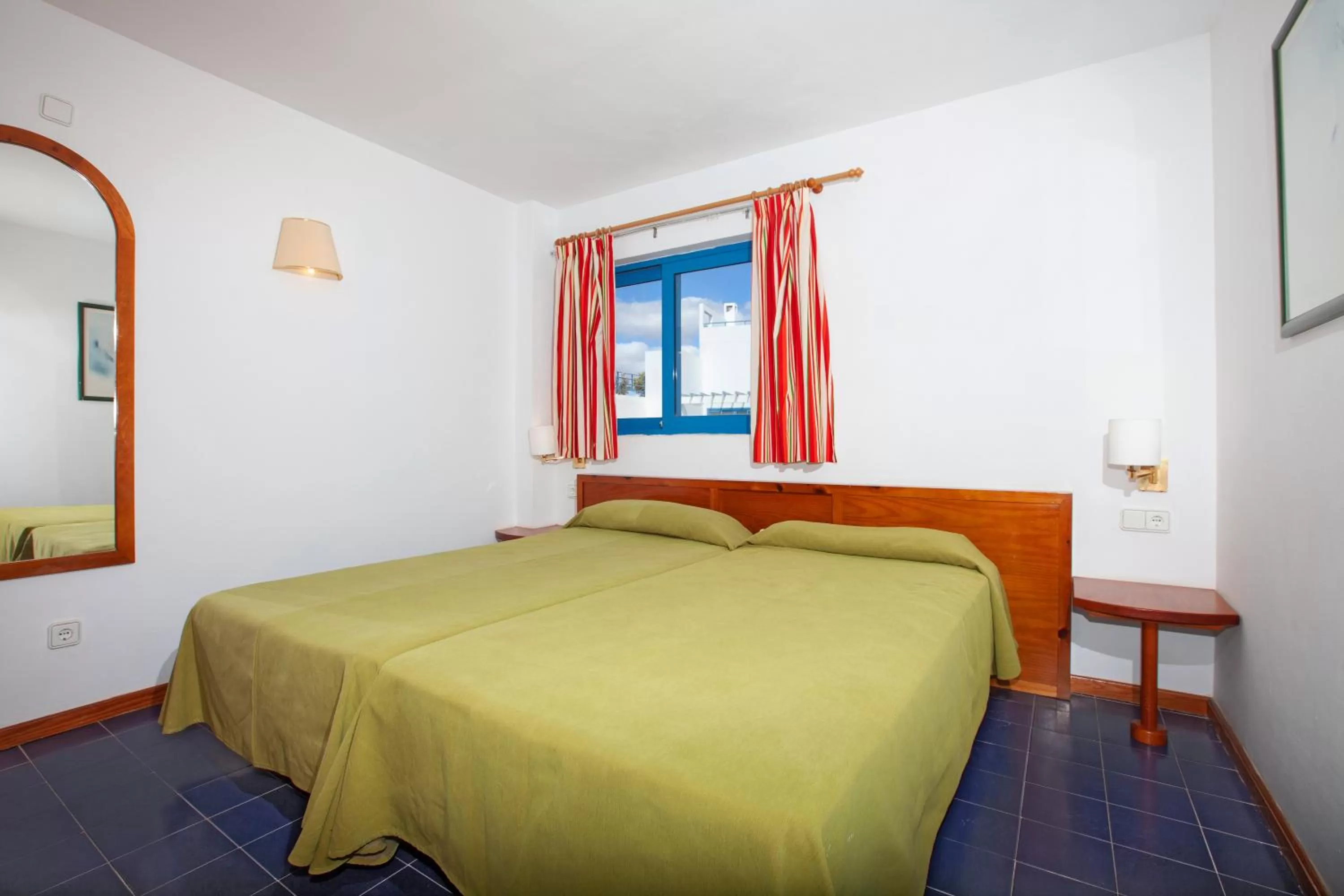 Bed in Aparthotel Costa Mar