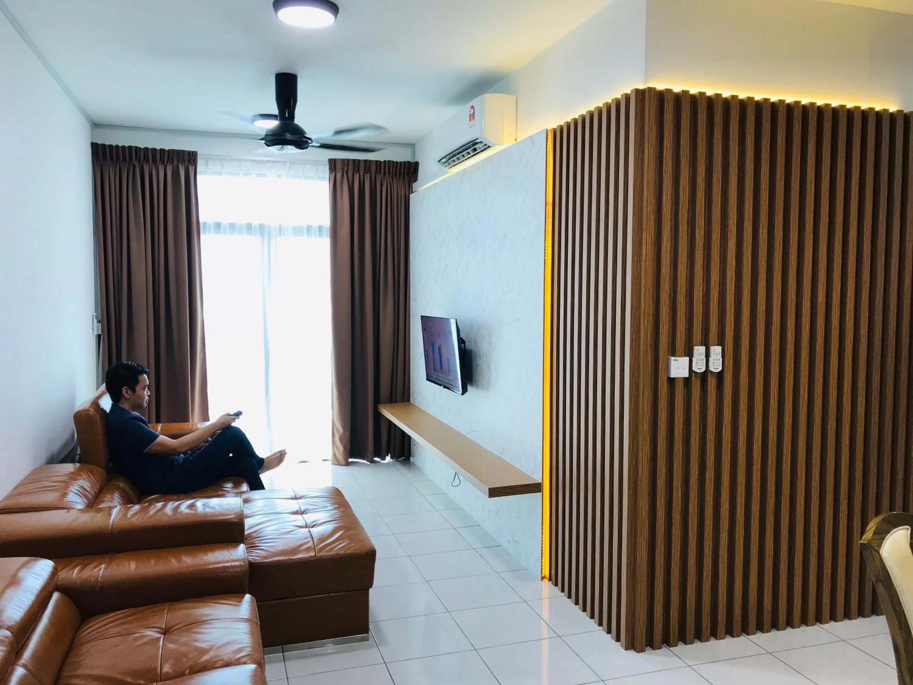 Seating Area in 75 Suite