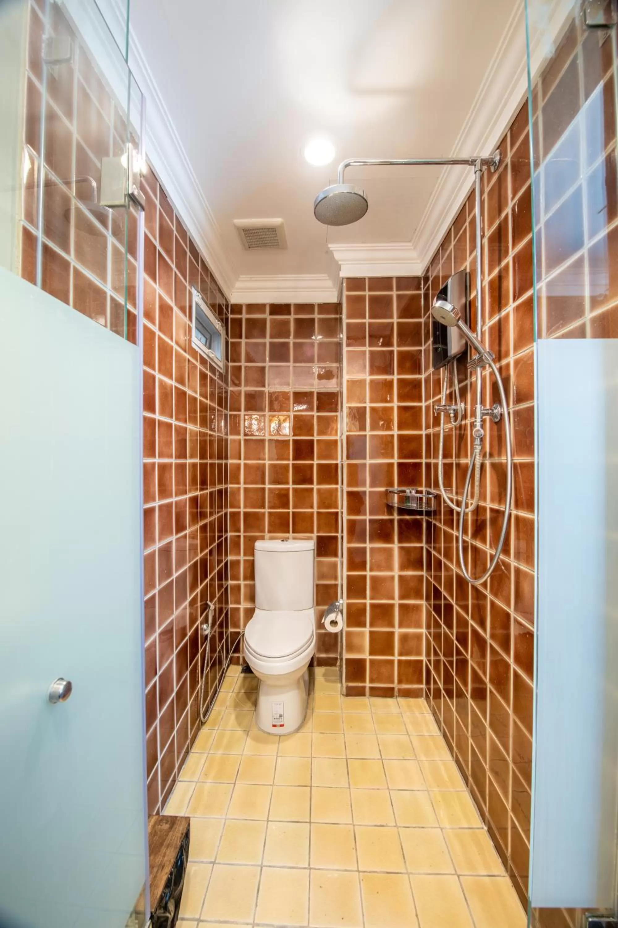 Bathroom in The Orchid House 153