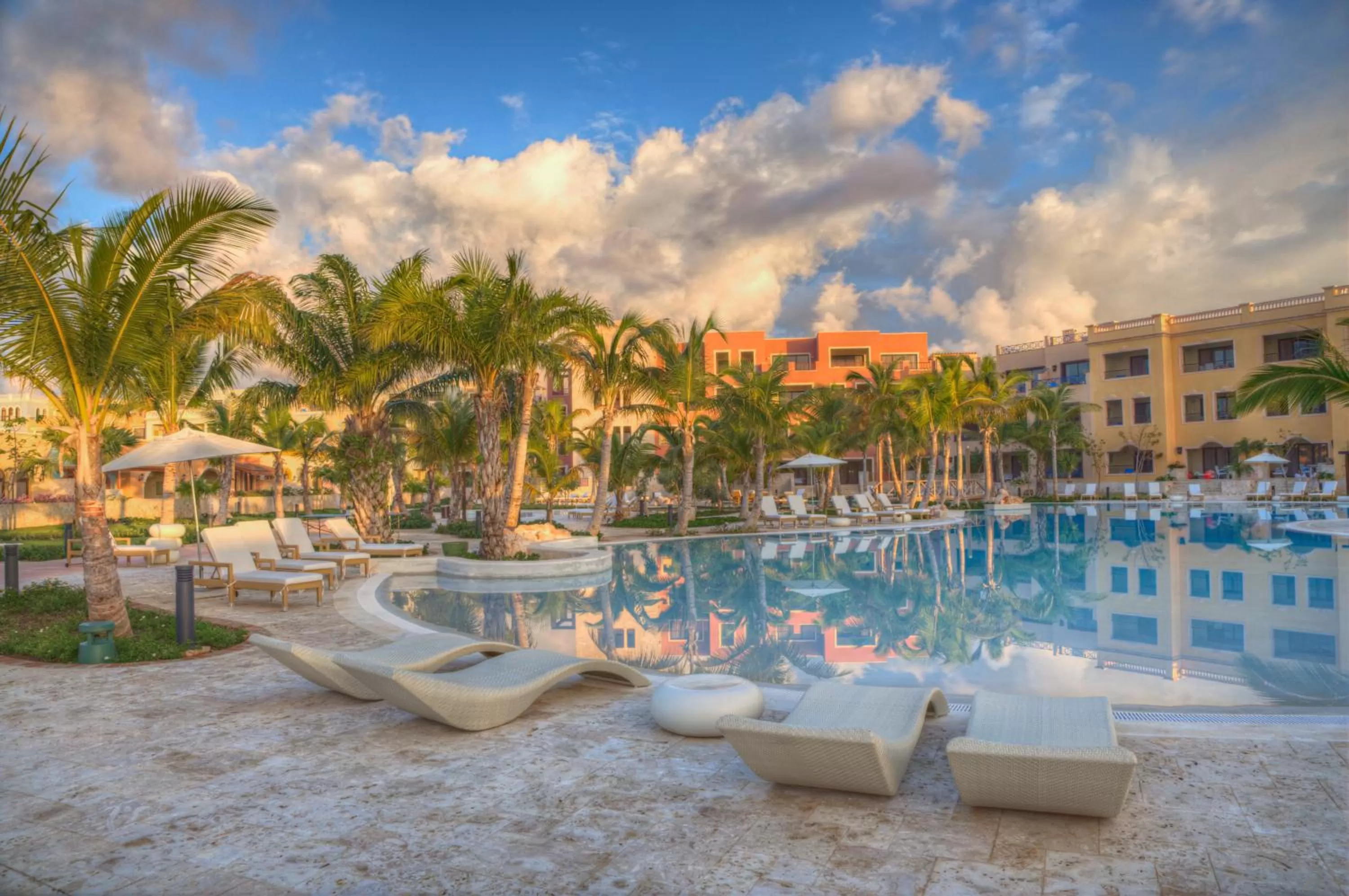 Swimming pool in Fishing Lodge Cap Cana