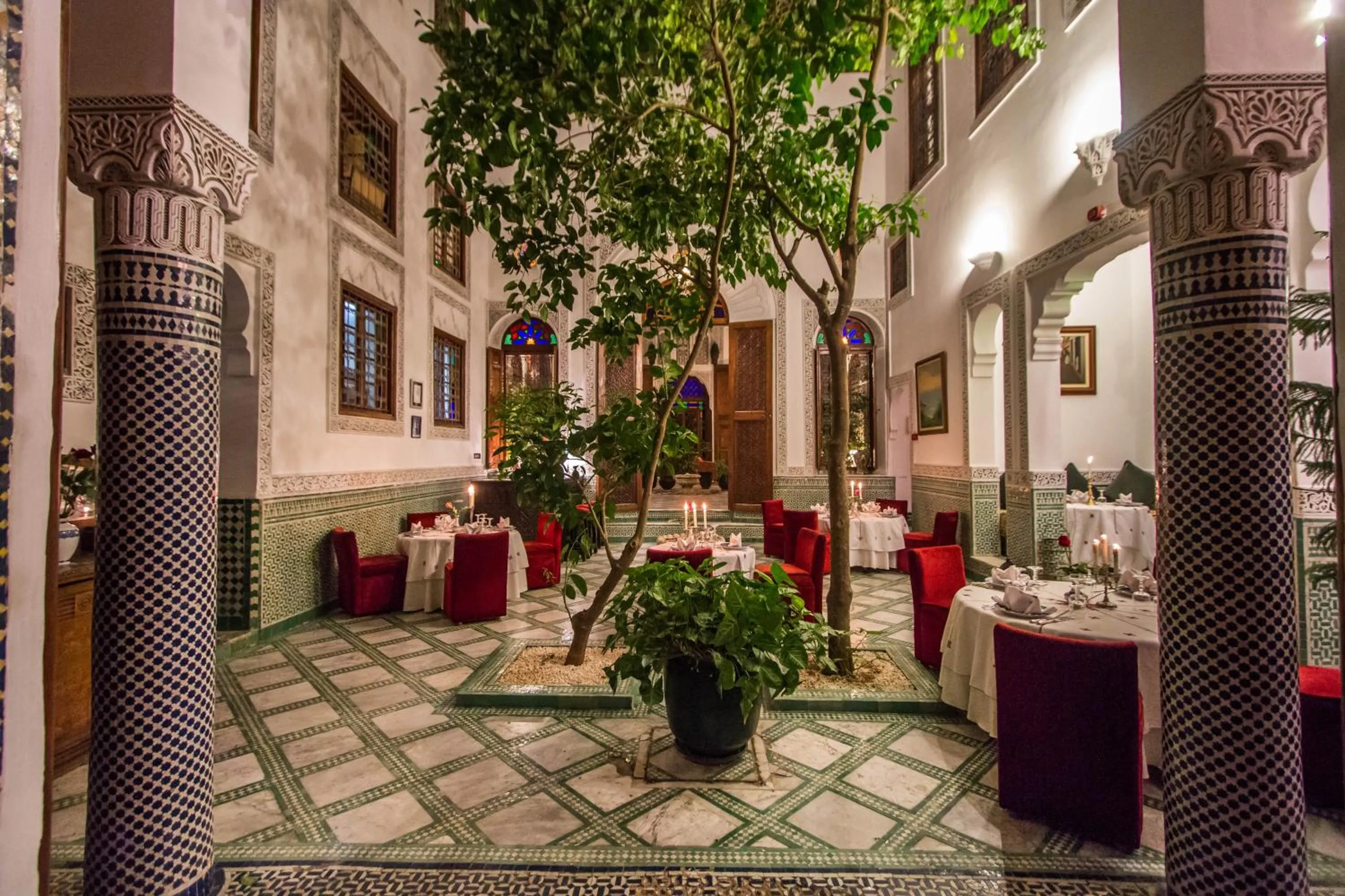 Restaurant/places to eat in Riad - Dar Al Andalous