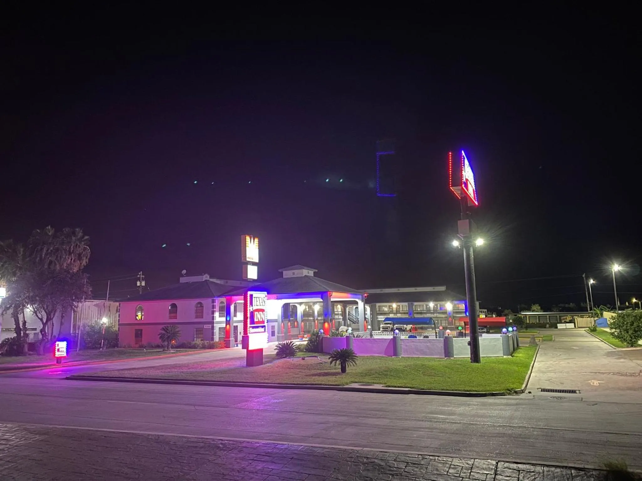 Texas Inn and Suites Raymondville