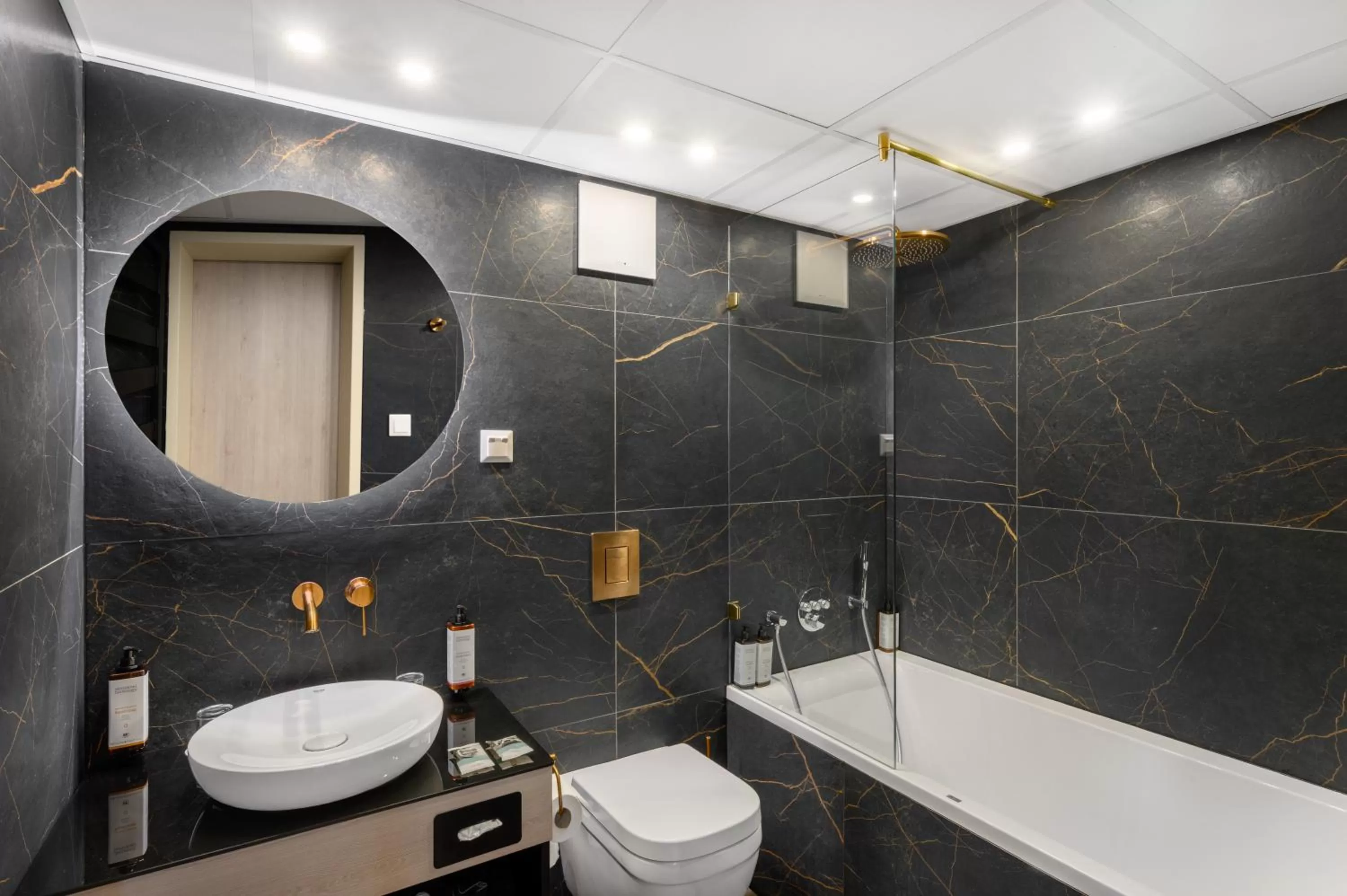 Bathroom in Mercure Tokaj Center