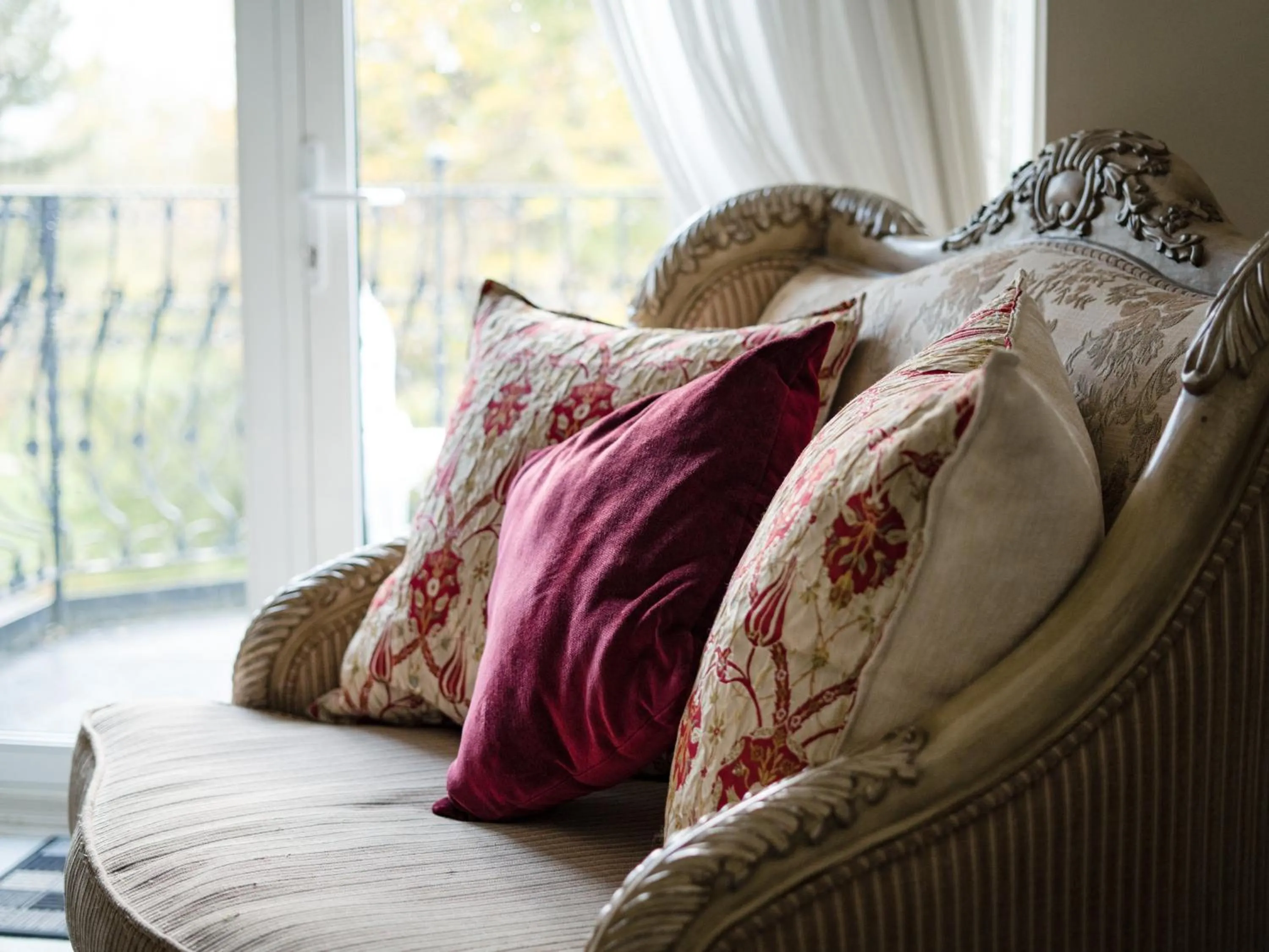 Seating area in Berwick Lodge