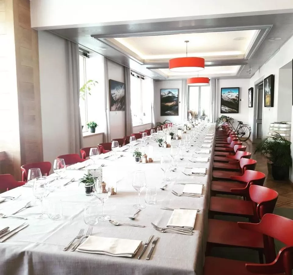 Dining area in Hôtel Terminus