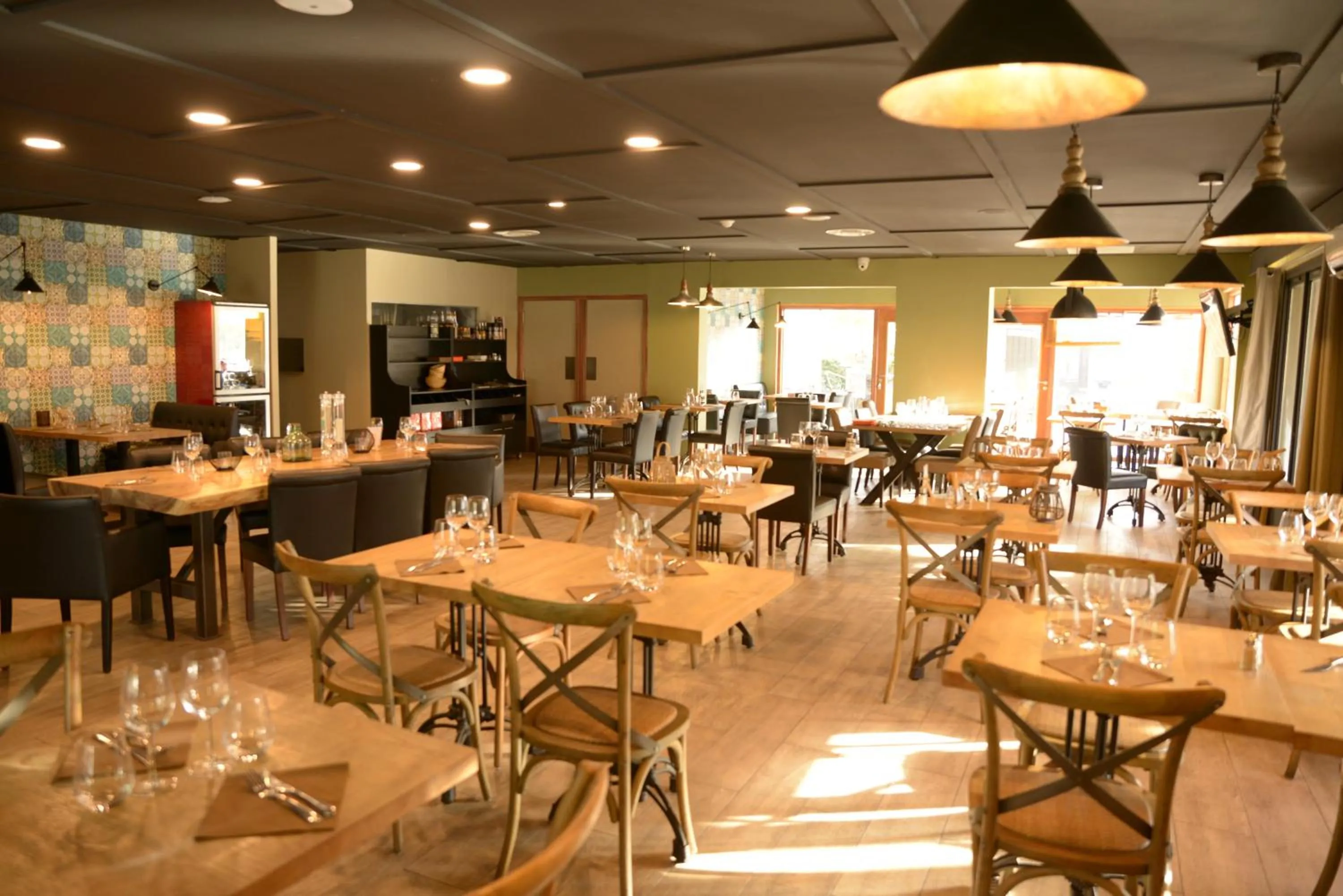 Restaurant/places to eat in Premiere Classe Sete - Balaruc