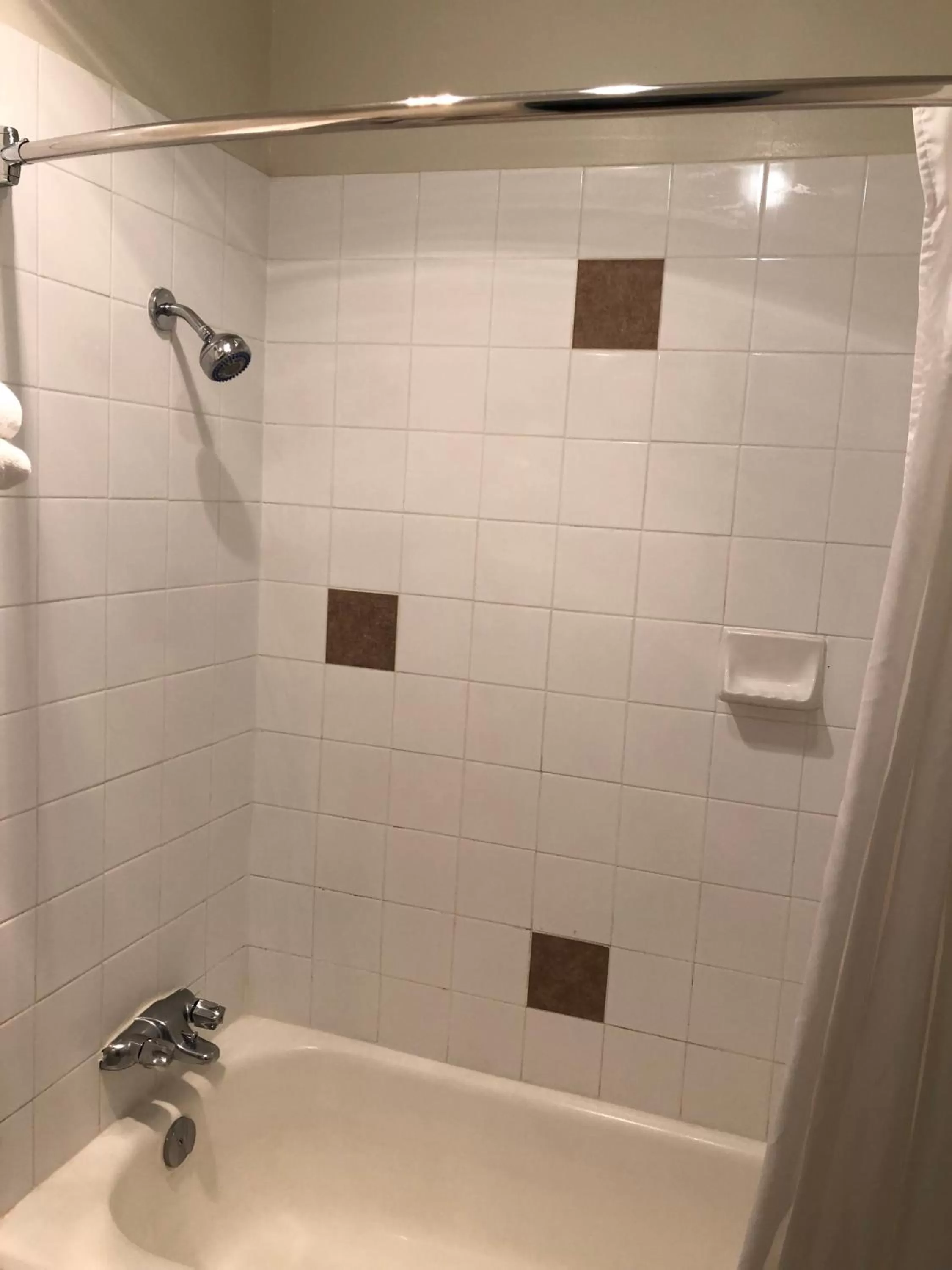 Super 8 by Wyndham Kamloops East