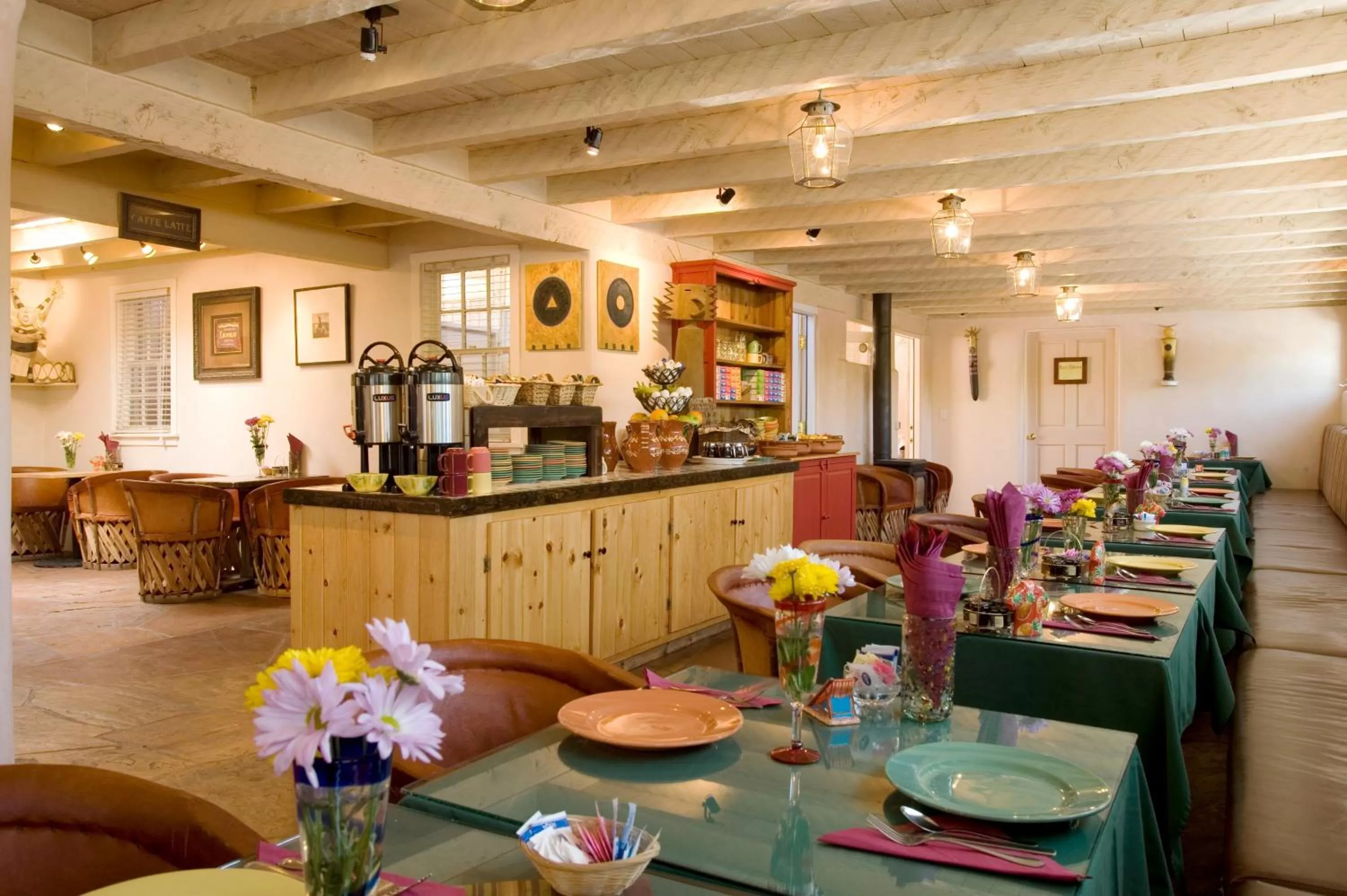 Restaurant/places to eat in Las Palomas