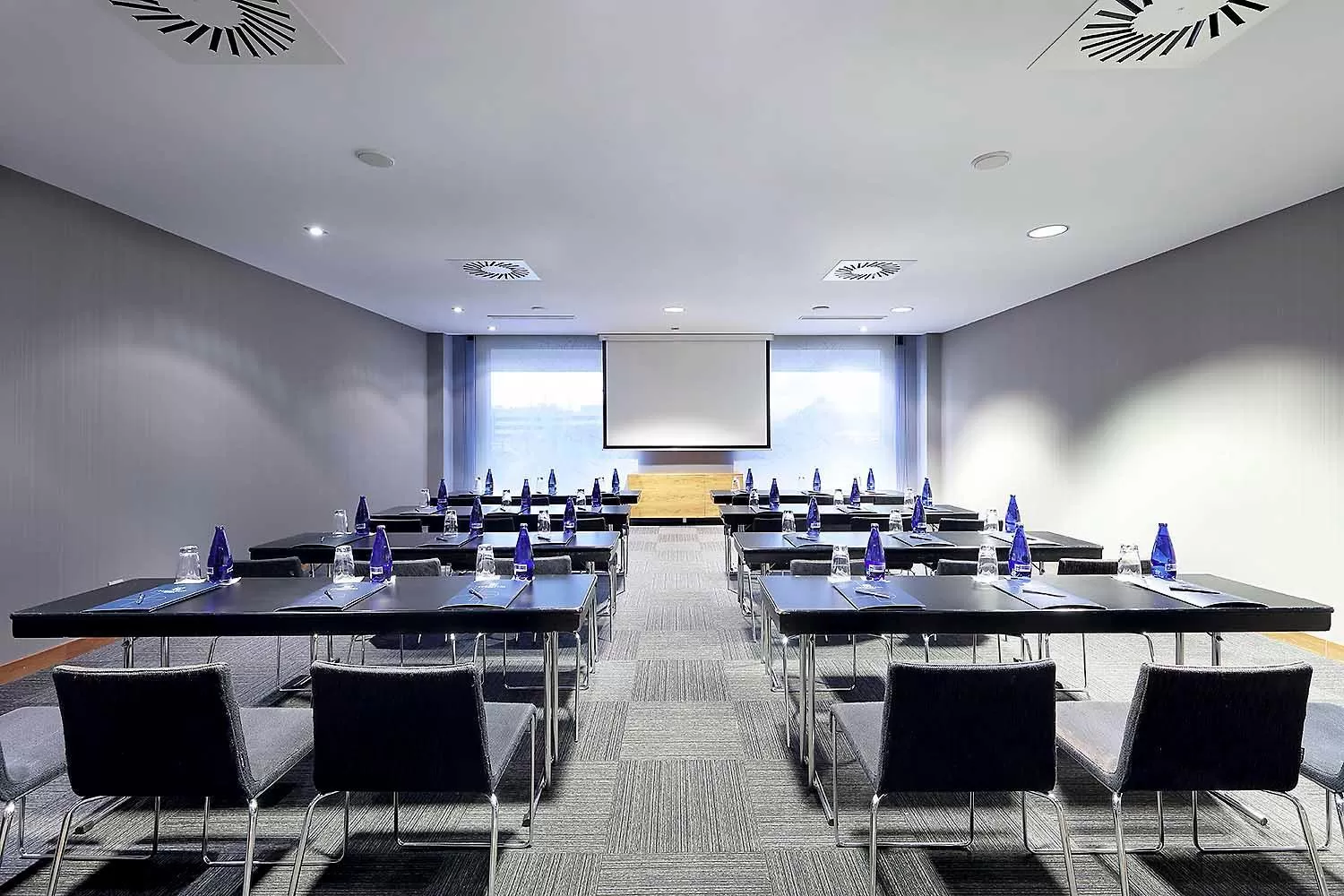 Meeting/conference room in Eurostars Madrid Congress