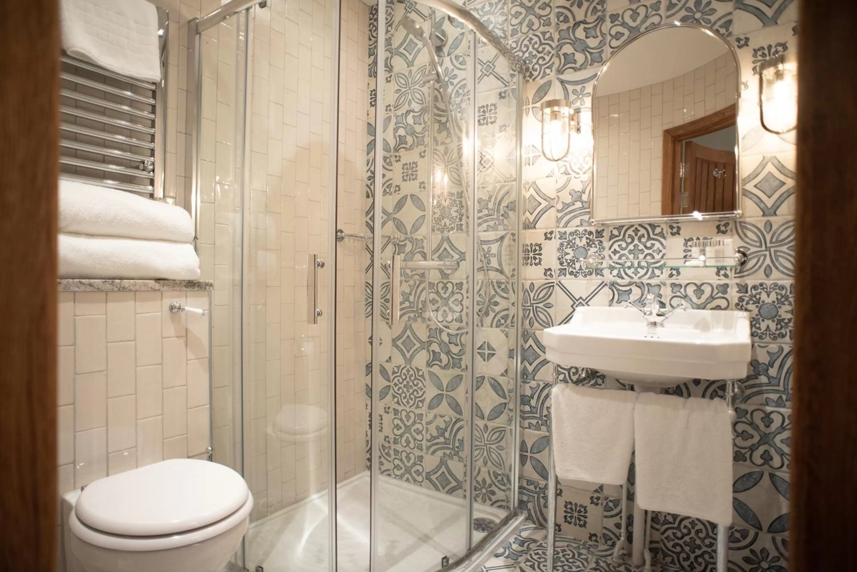 Cromwell Arms Country Pub with Rooms