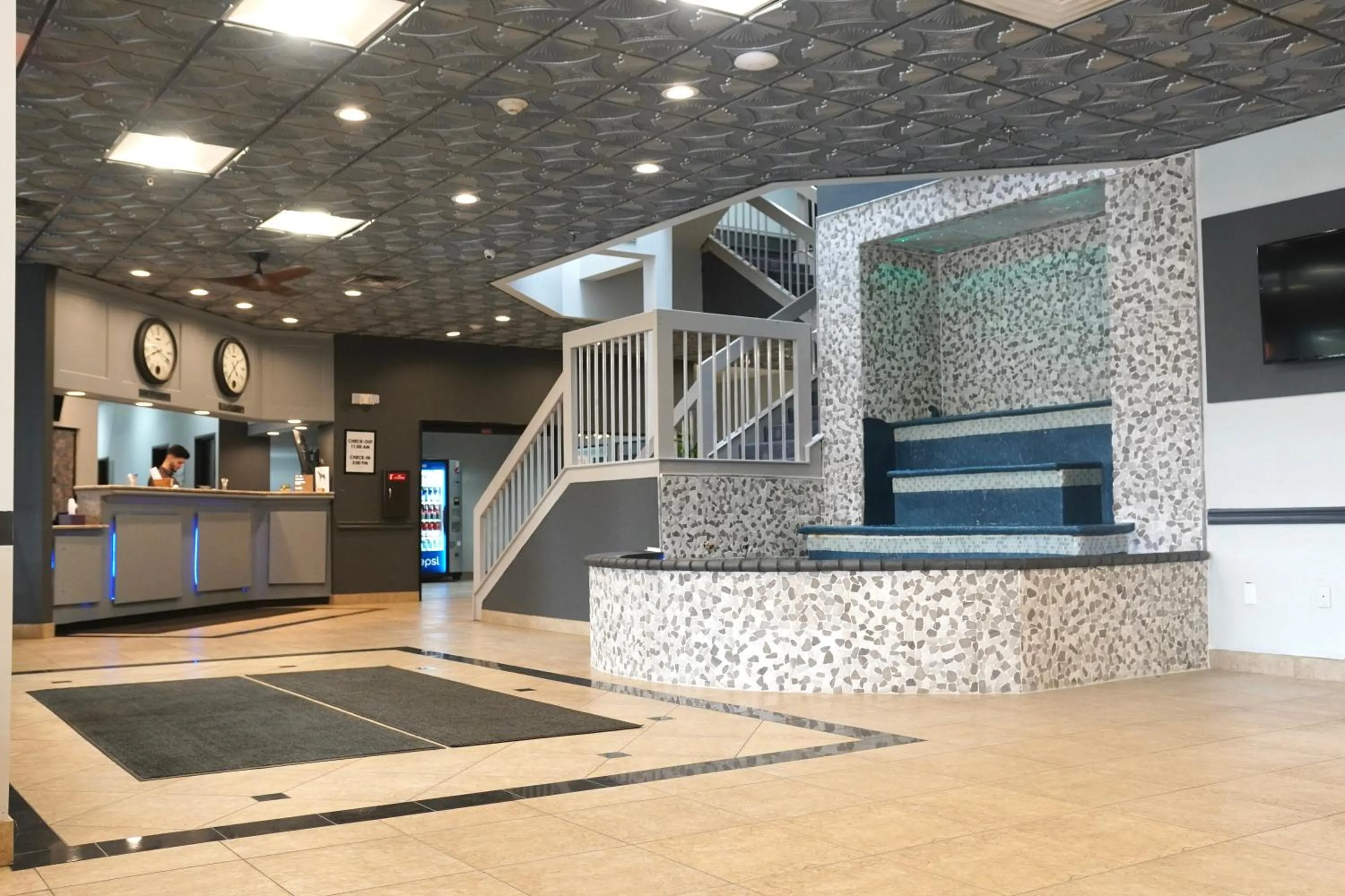 Lobby or reception in American Inn & Suites