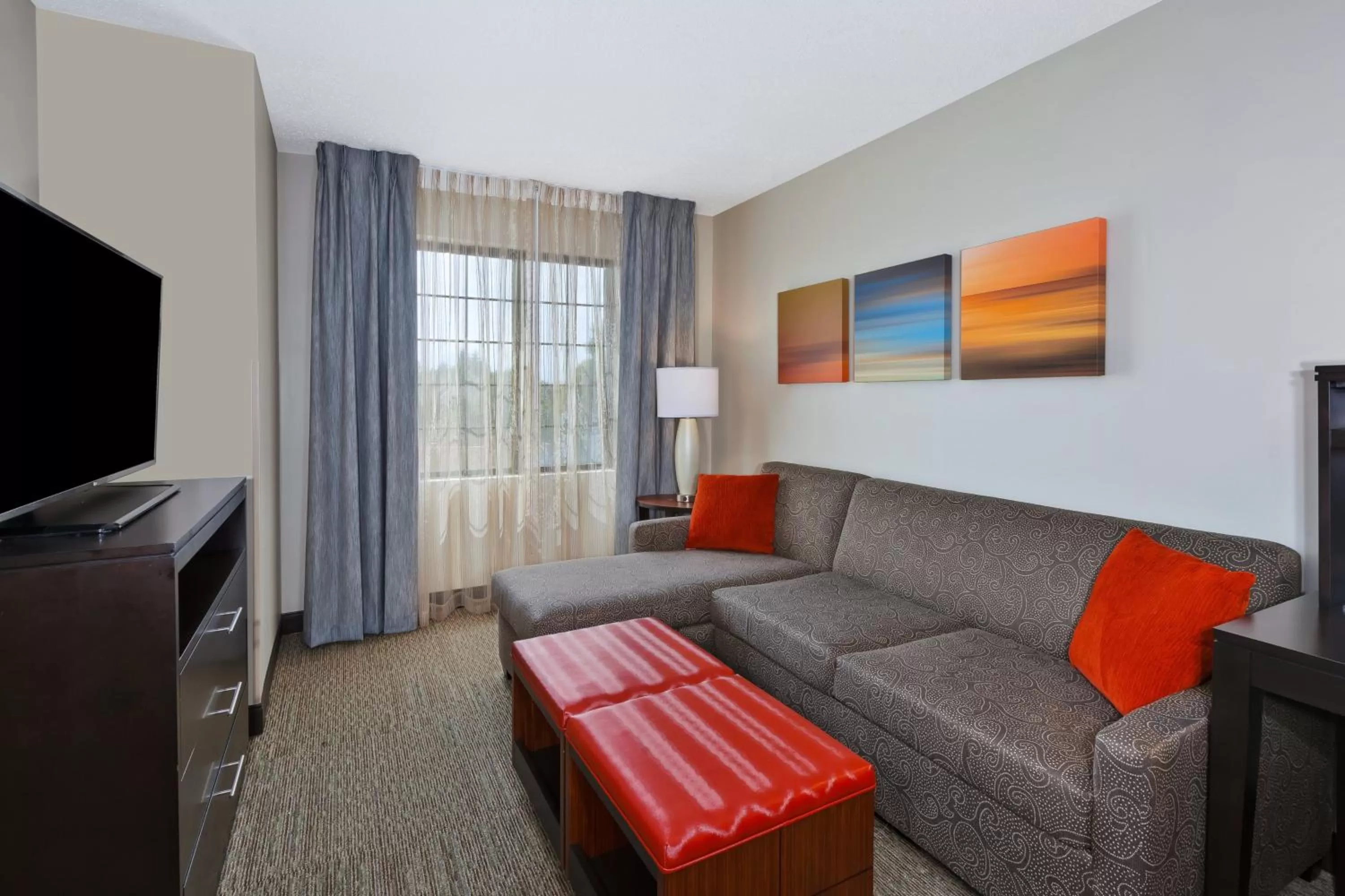 Photo of the whole room in Staybridge Suites Detroit-Utica by IHG