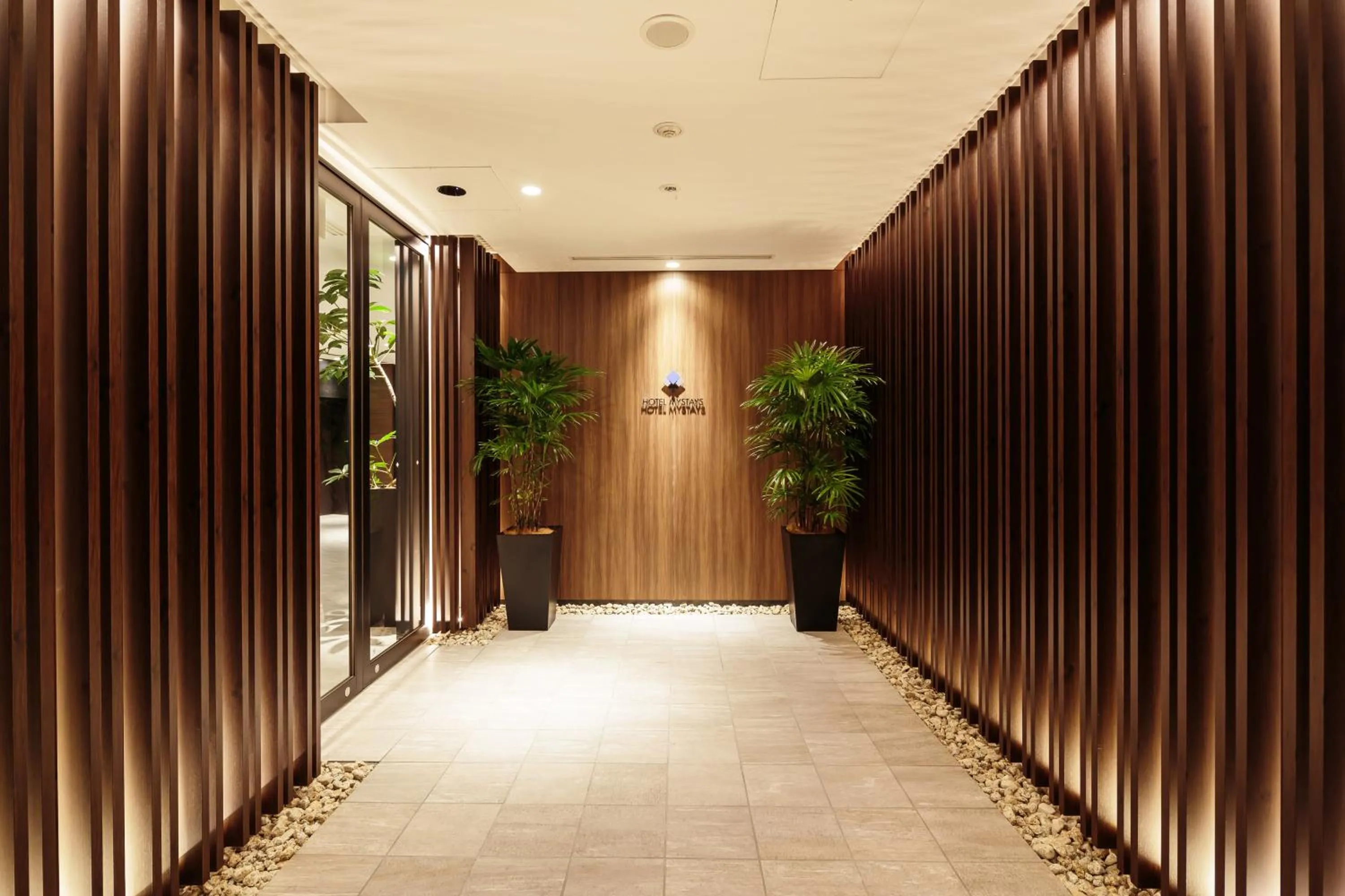 Lobby or reception in HOTEL MYSTAYS Fuji Onsen Resort