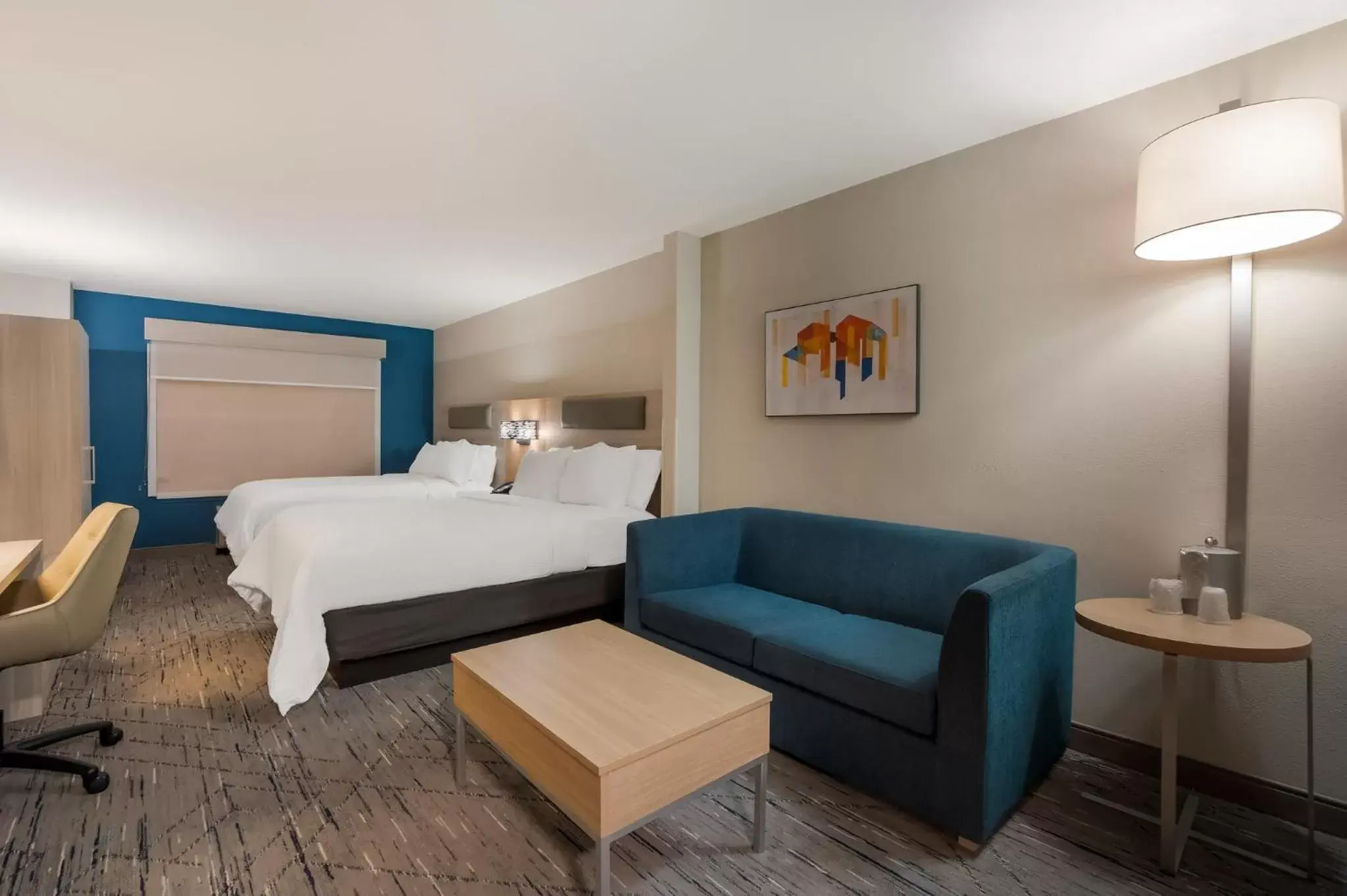 Queen Suite with Two Queen Beds and Mobility Accessible Transfer Shower in Holiday Inn Express & Suites Lexington by IHG Queen Suite with Two Queen Beds and Mobility Accessible Transfer Shower in Holiday Inn Express & Suites Lexington by IHG