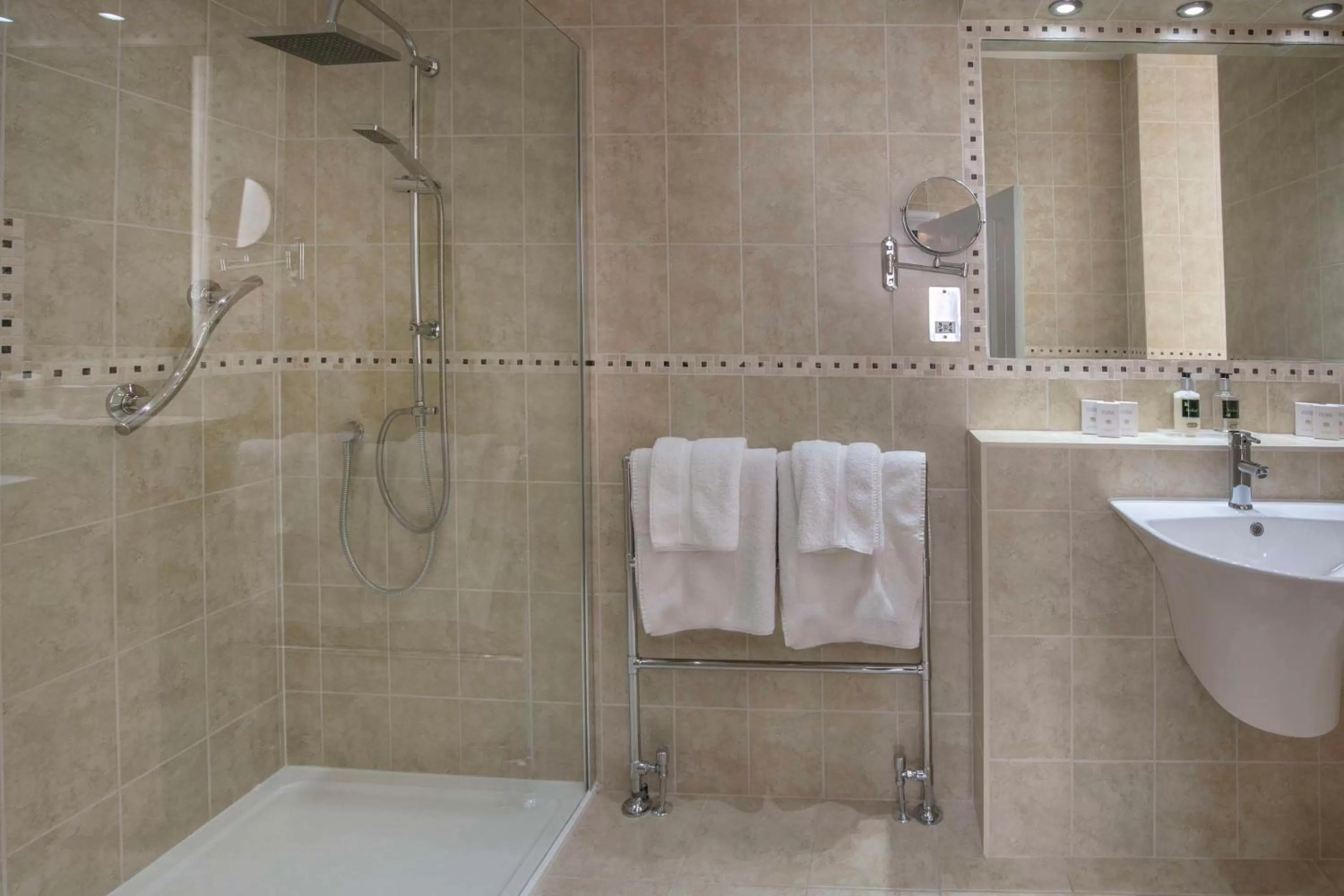 Bathroom in Burlington Hotel, BW Premier Collection by Best Western