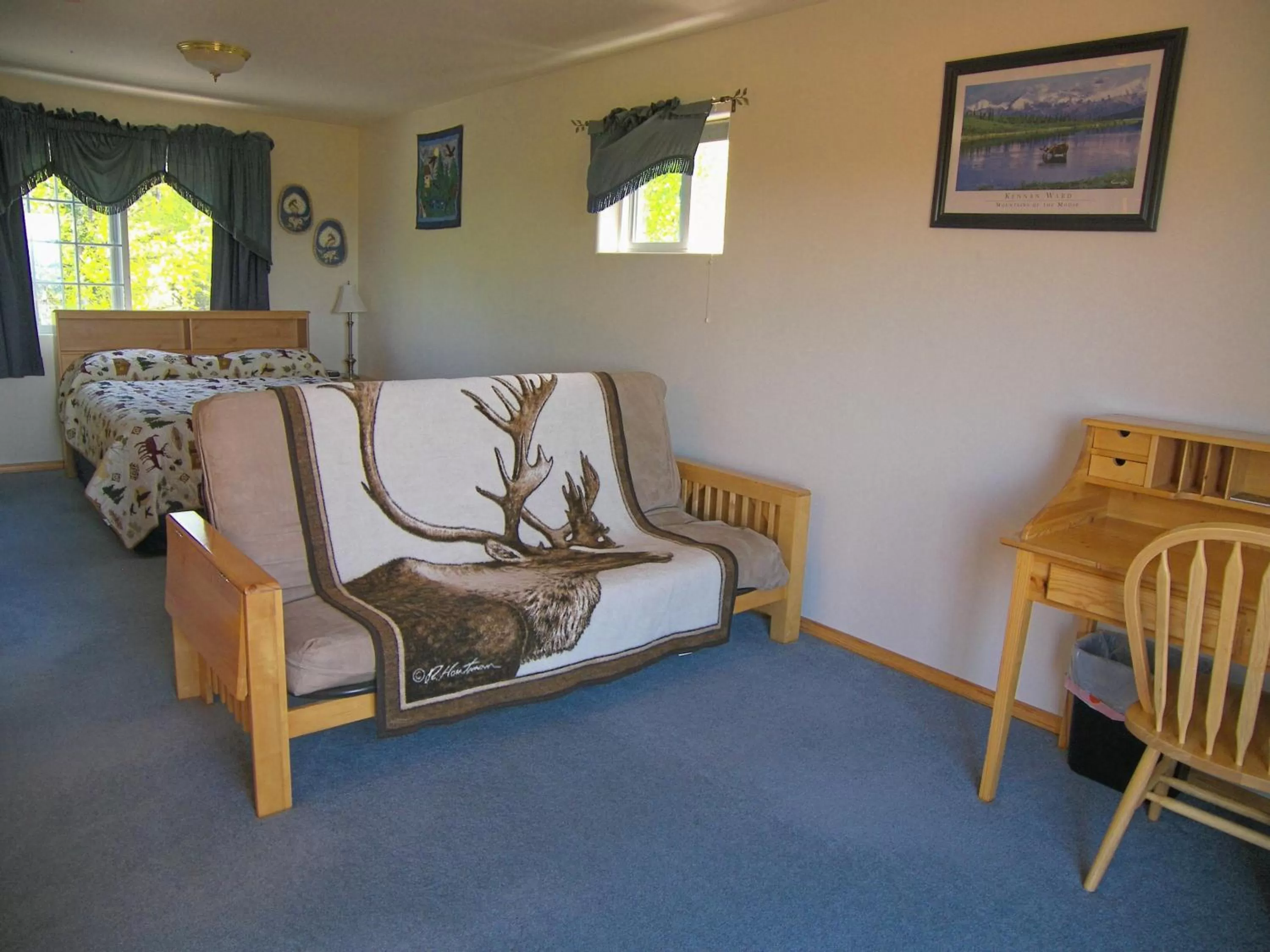 Photo of the whole room, Seating Area in Grace and Bill's Freedom Hills B&B