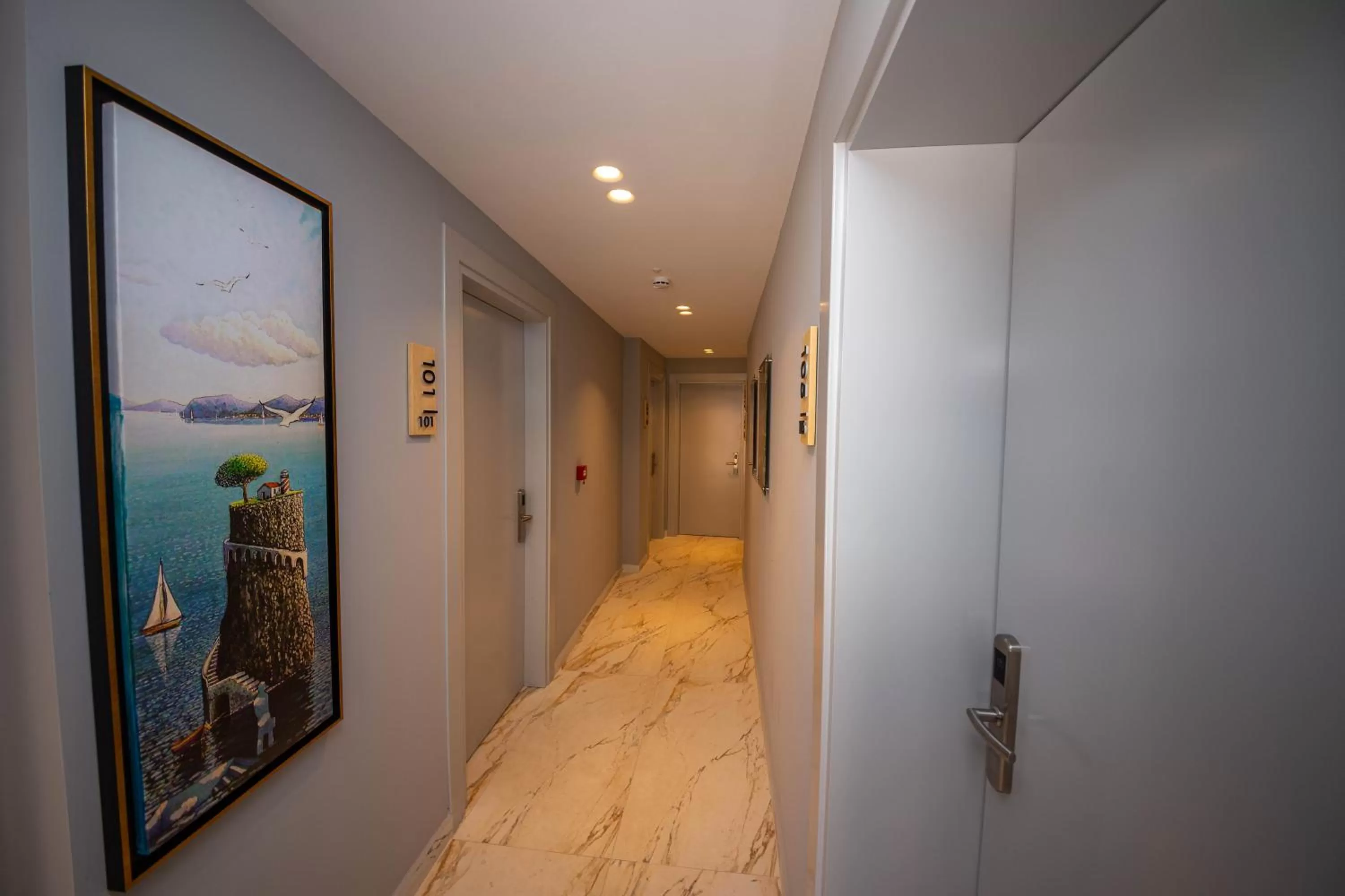 Property building in Hotel Lili-1