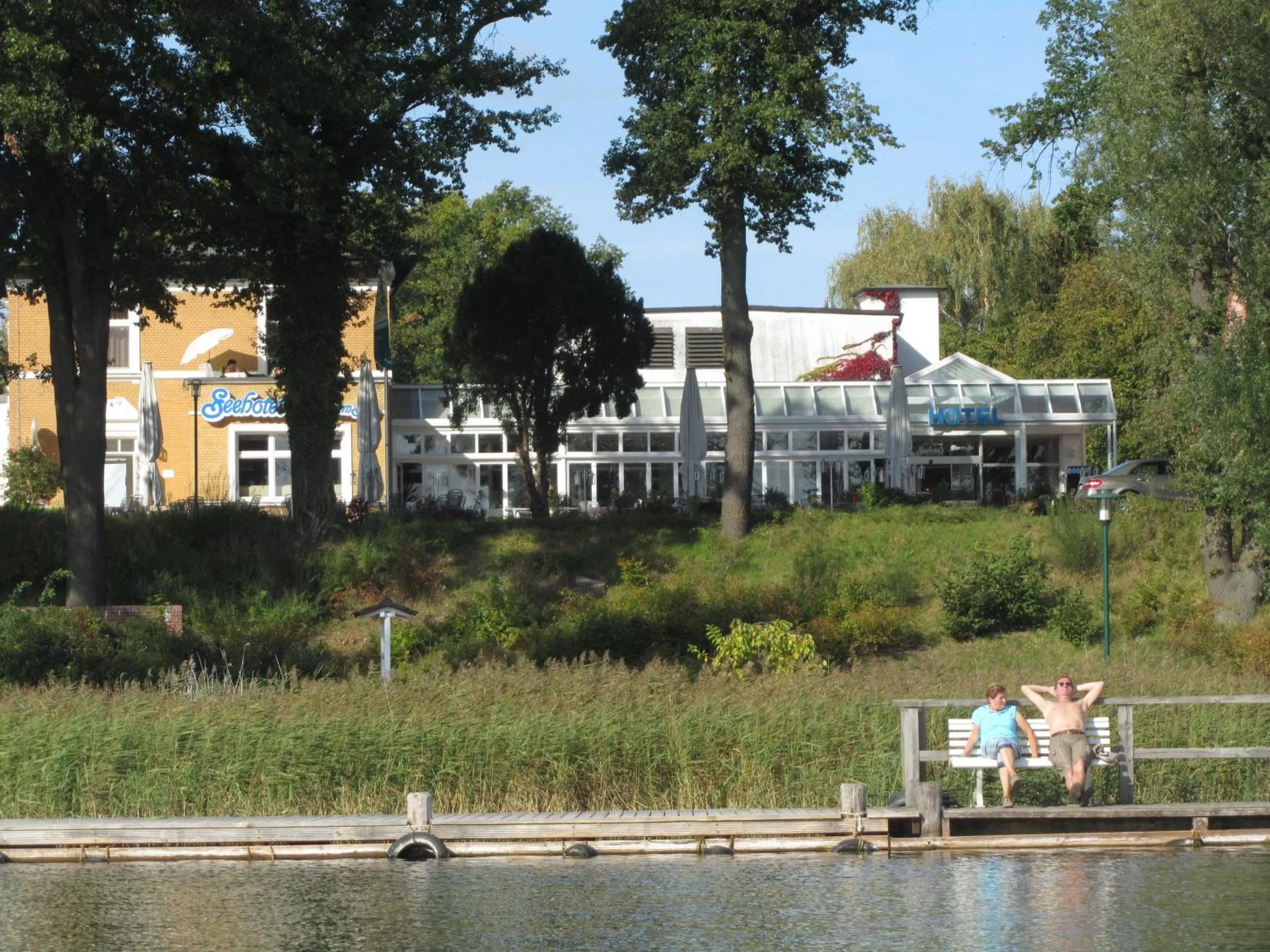 Area and facilities in Falk Seehotel Plau am See