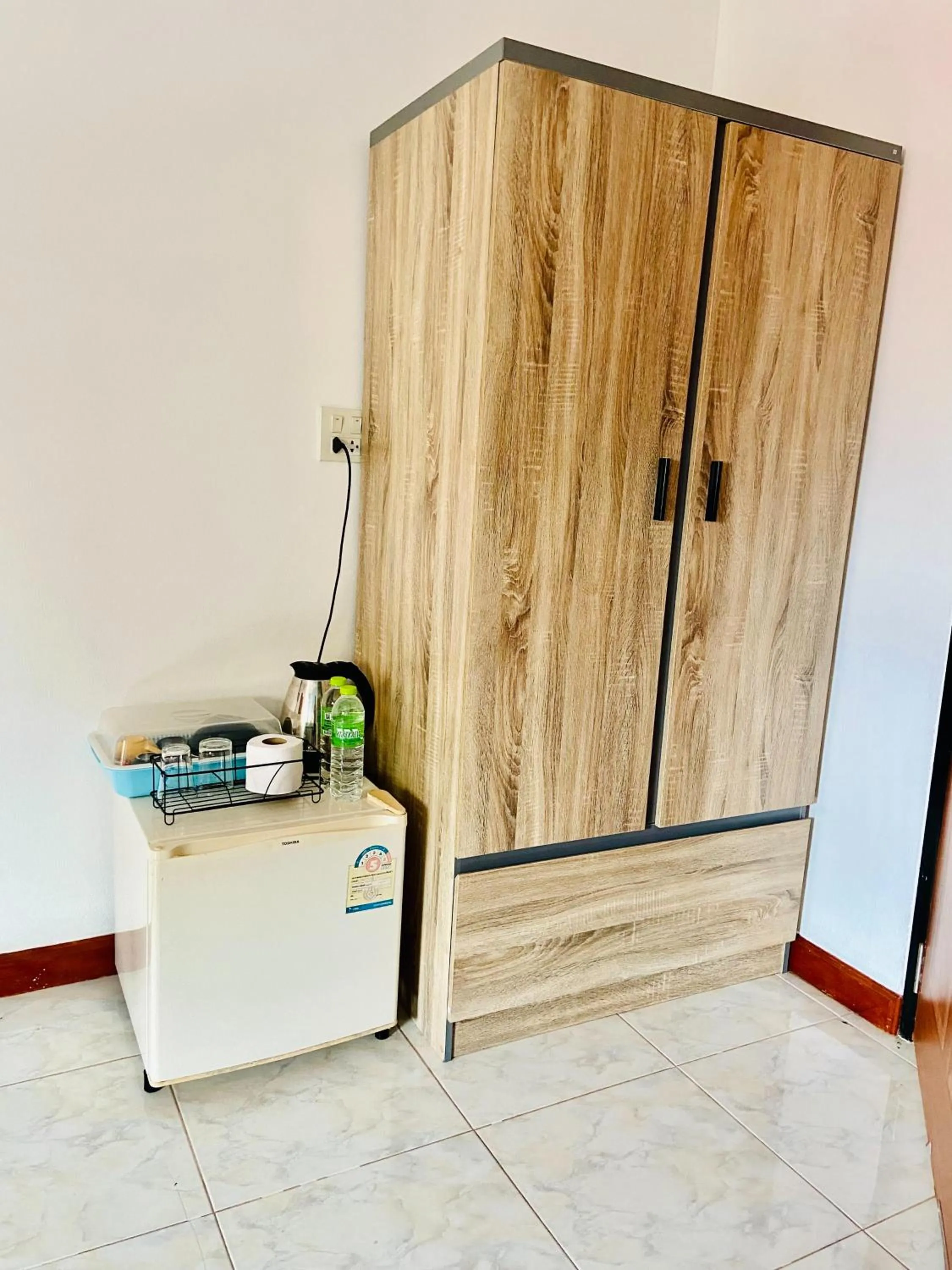 Coffee/tea facilities in Lanta Grand House