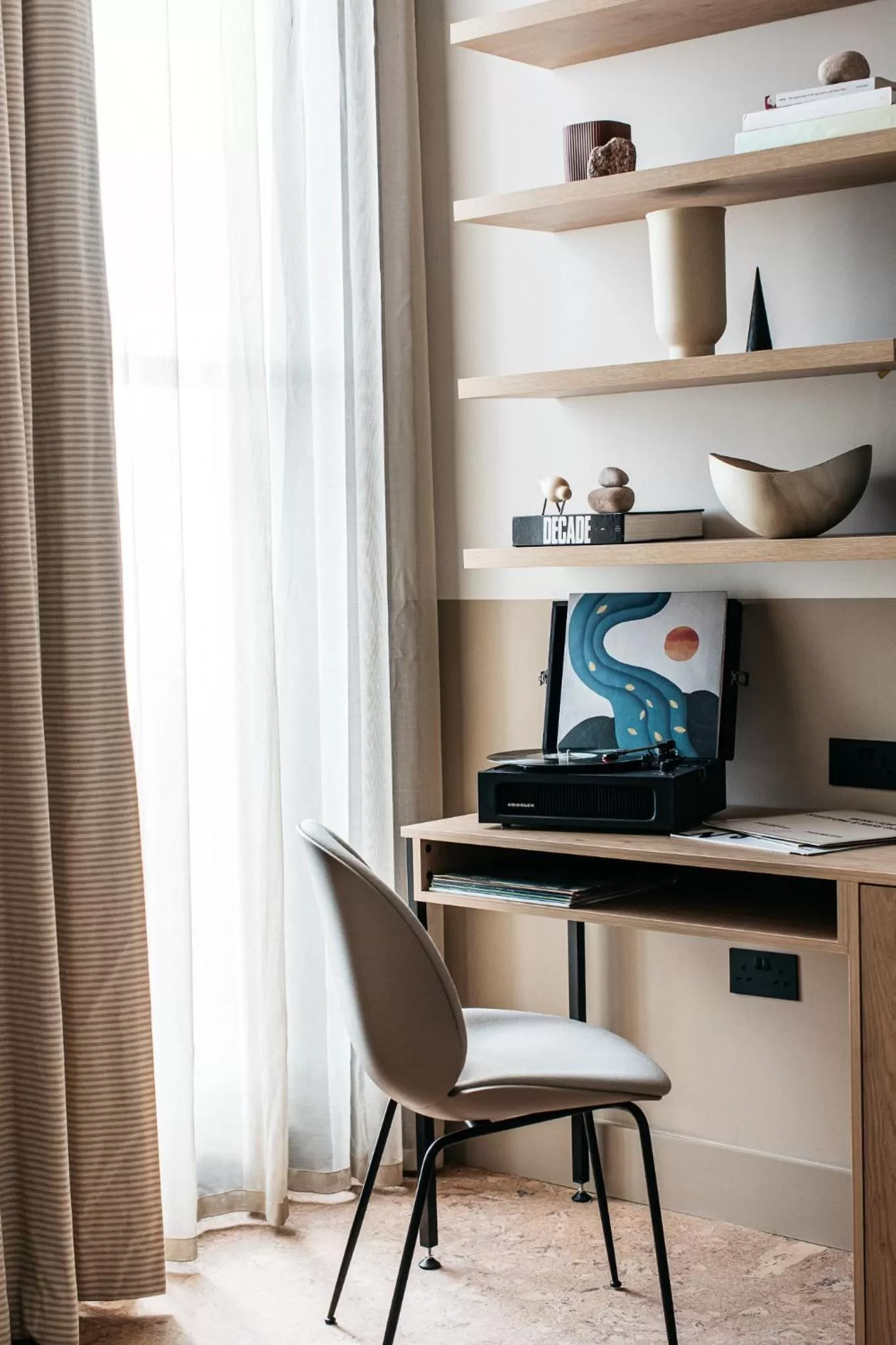 hair dresser in Port Hotel