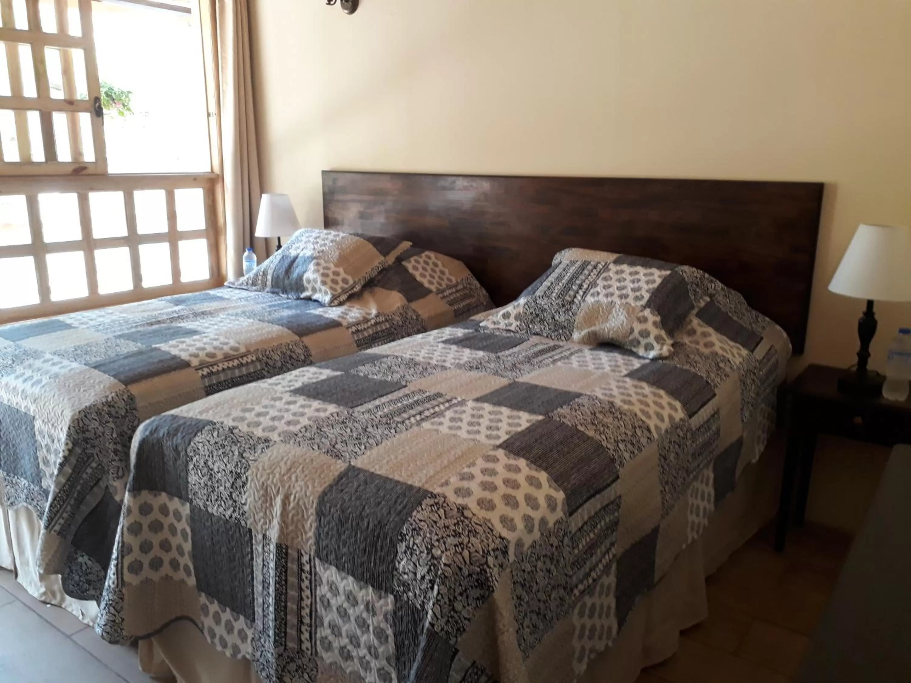 Twin Room in Estancia del Monje